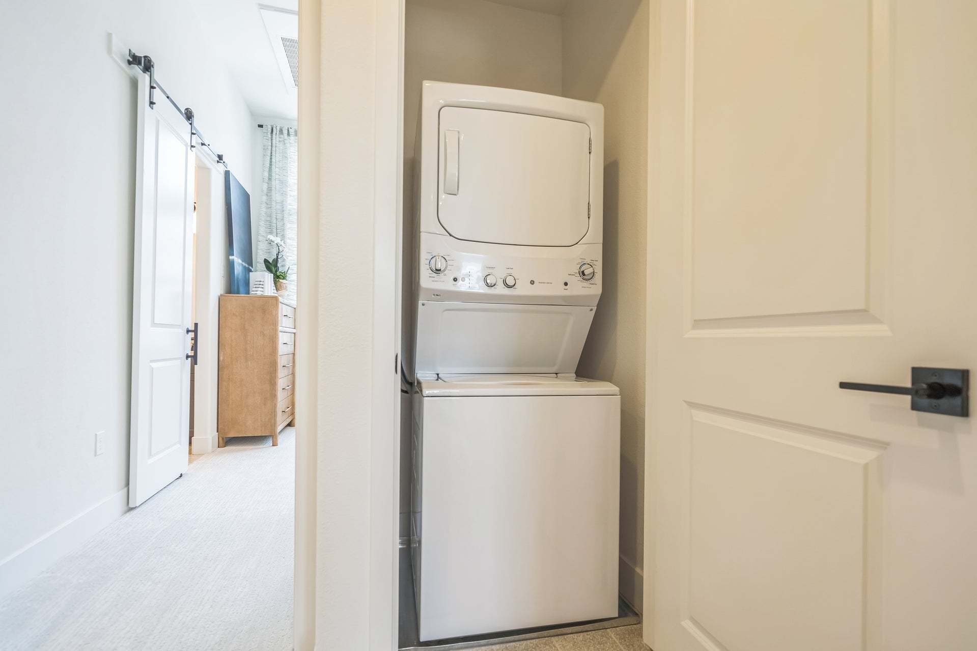 Residence 2 | Laundry