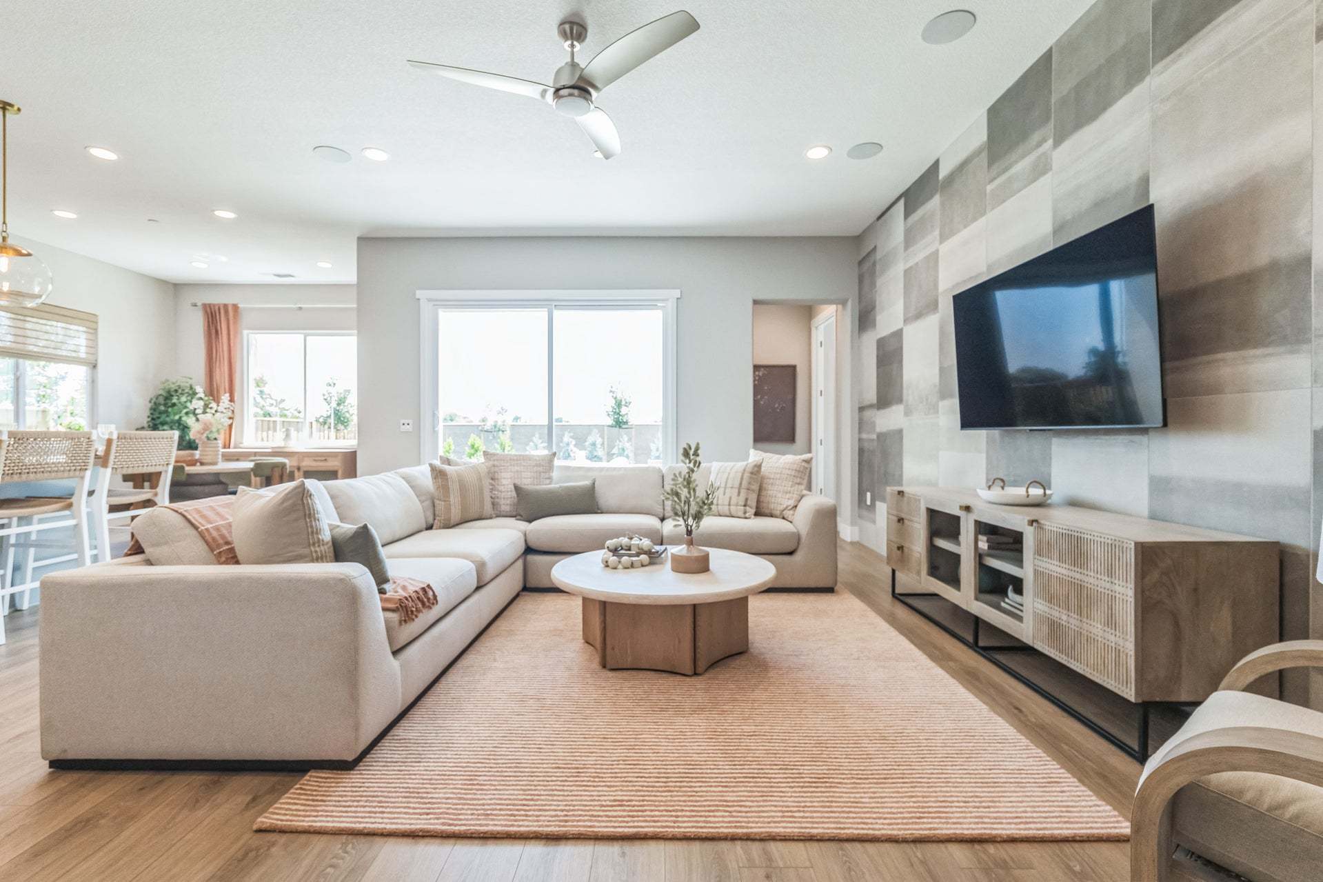 Residence 11 | Gathering Room