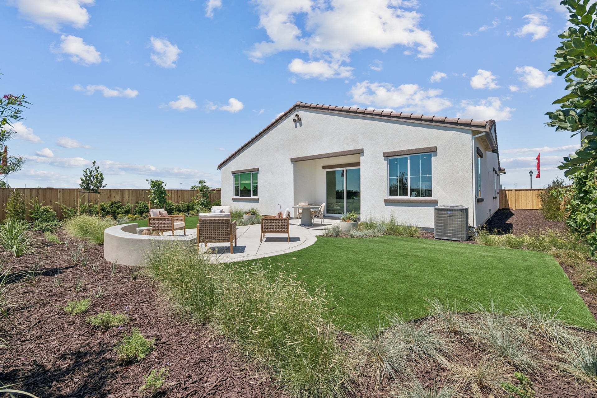 Residence 11 | Backyard