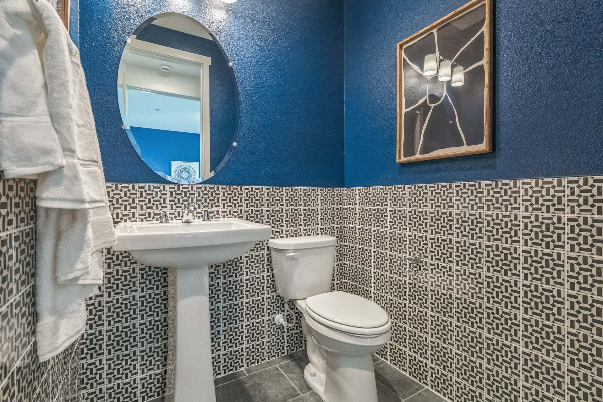 Residence 12 | Powder