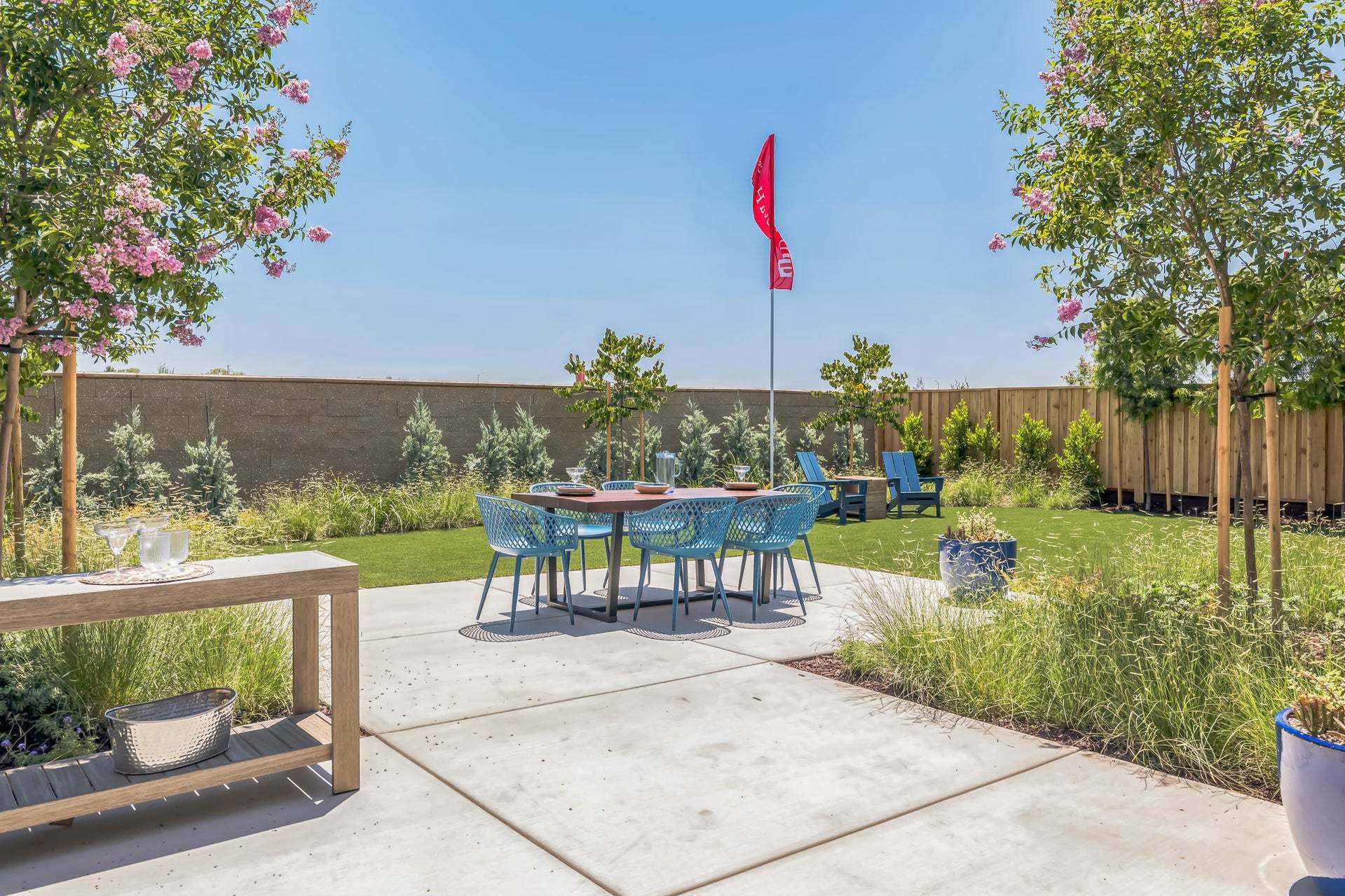 Residence 12 | Backyard