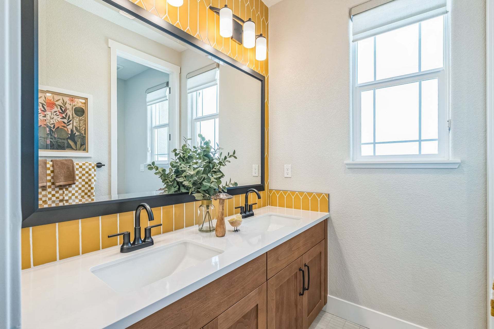 Residence 13 | Bath 2