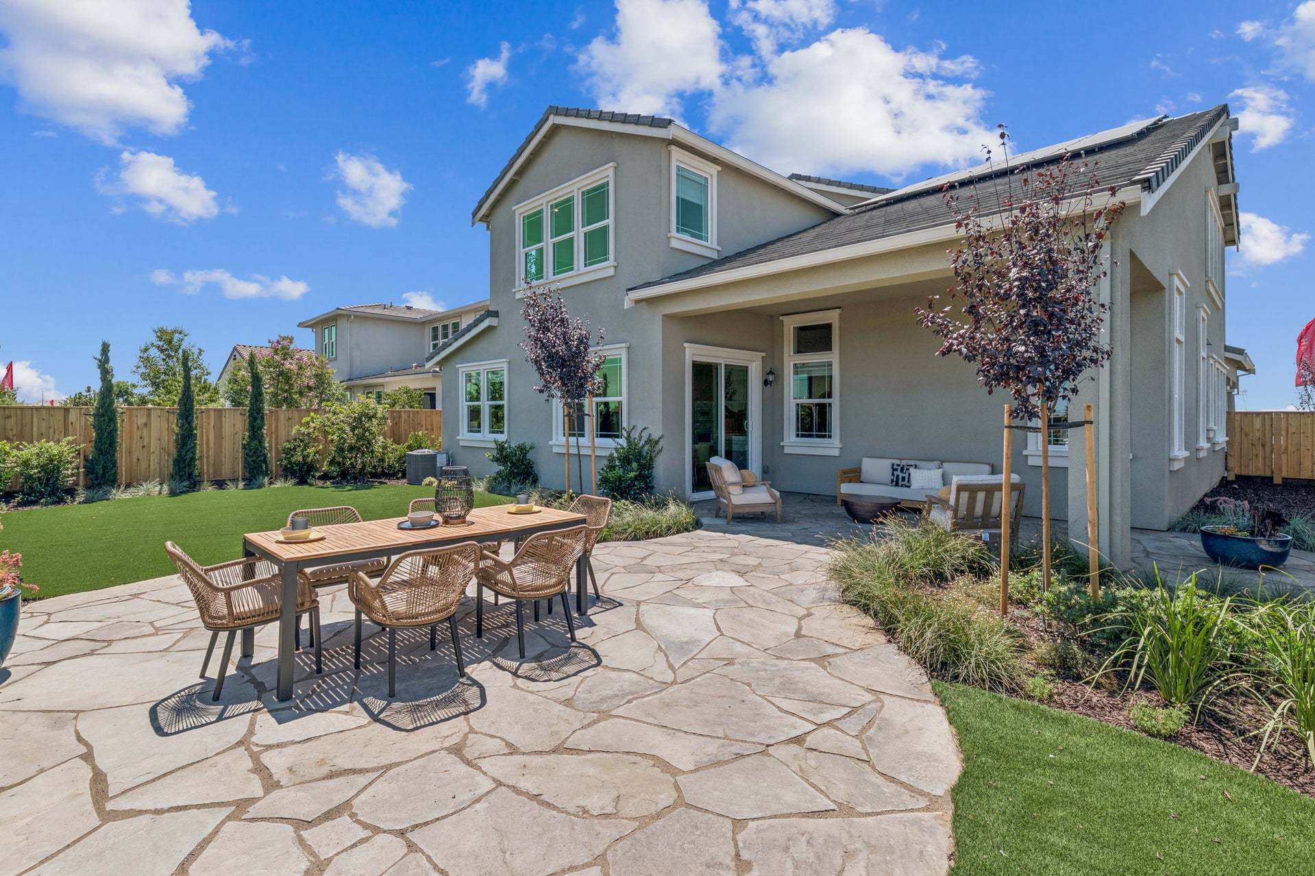 Residence 13 | Backyard