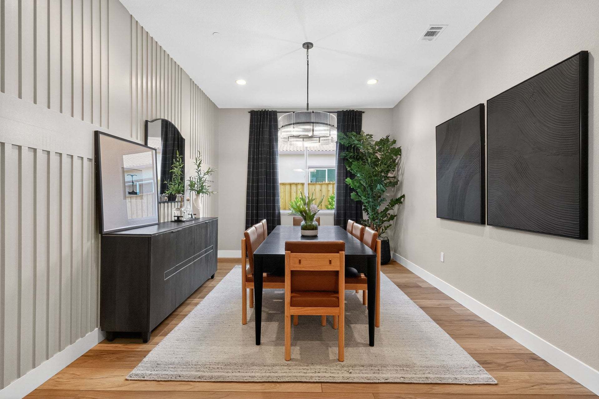 Residence 14 | Formal Dining