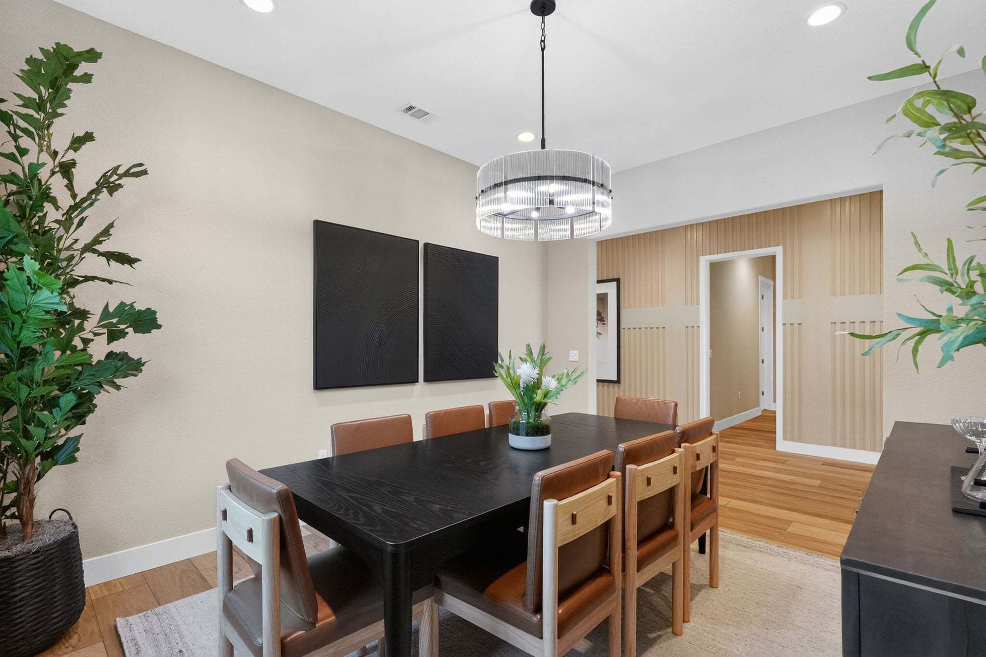 Residence 14 | Formal Dining