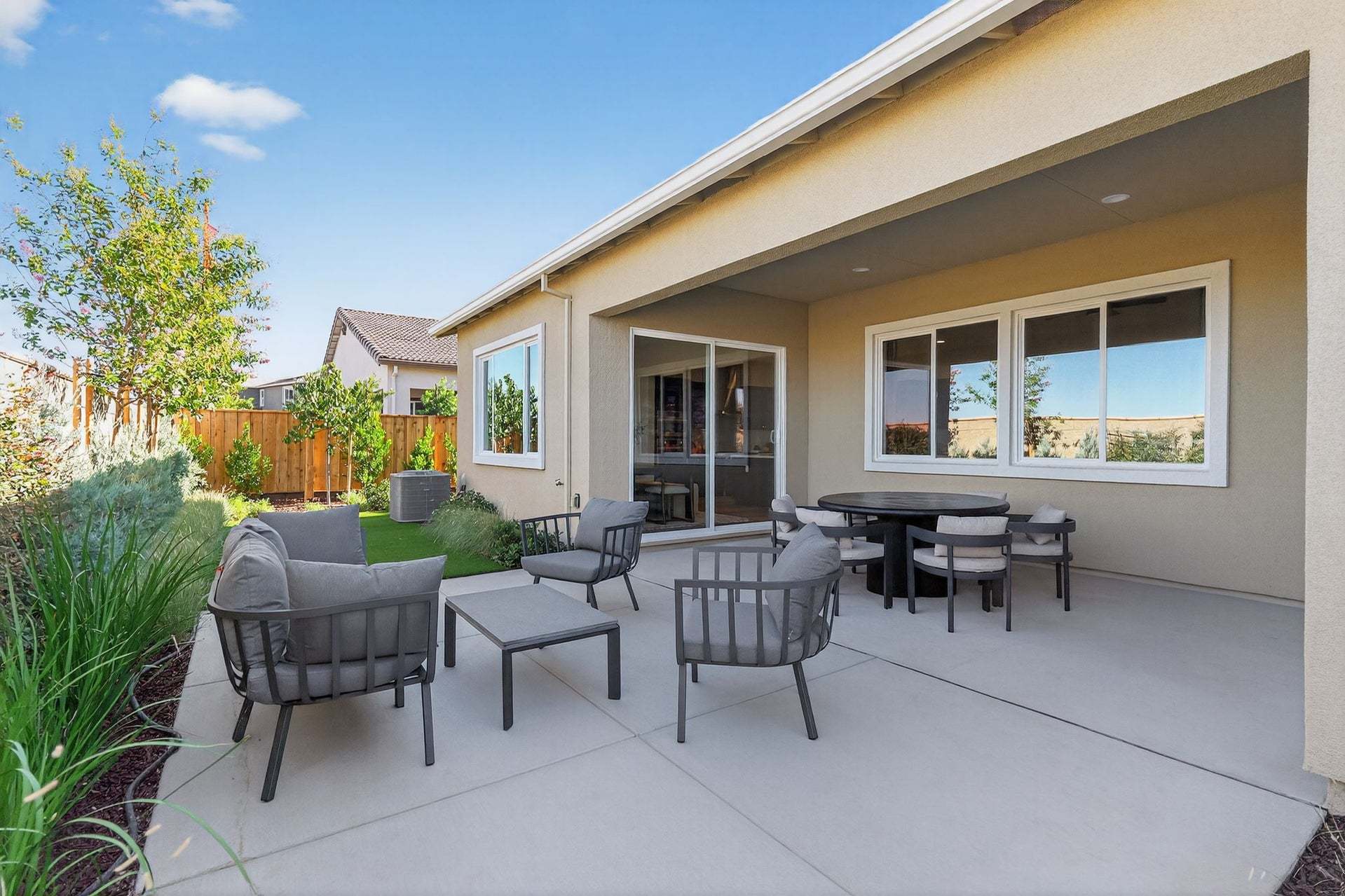 Residence 14 | Backyard