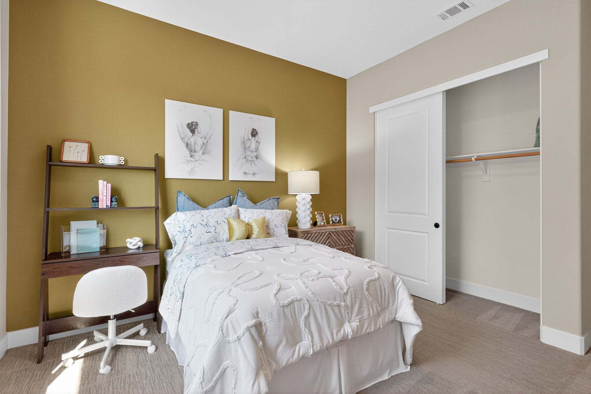 Residence 15 | Bed 2