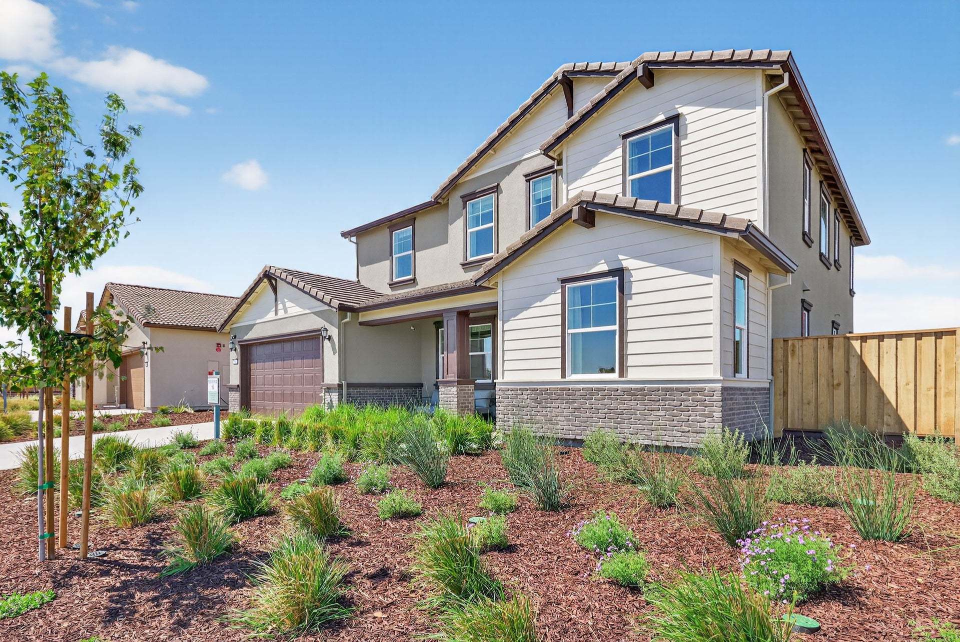 Residence 16 | Exterior