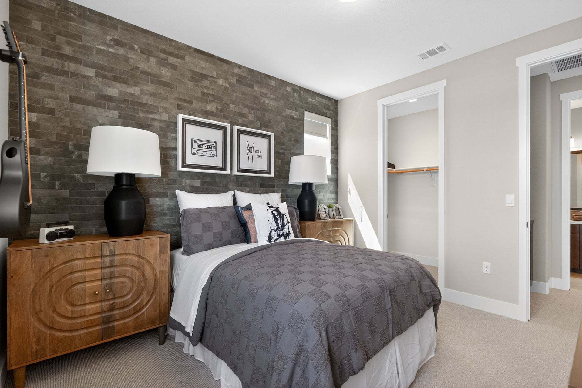 Residence 16 | Bed 2