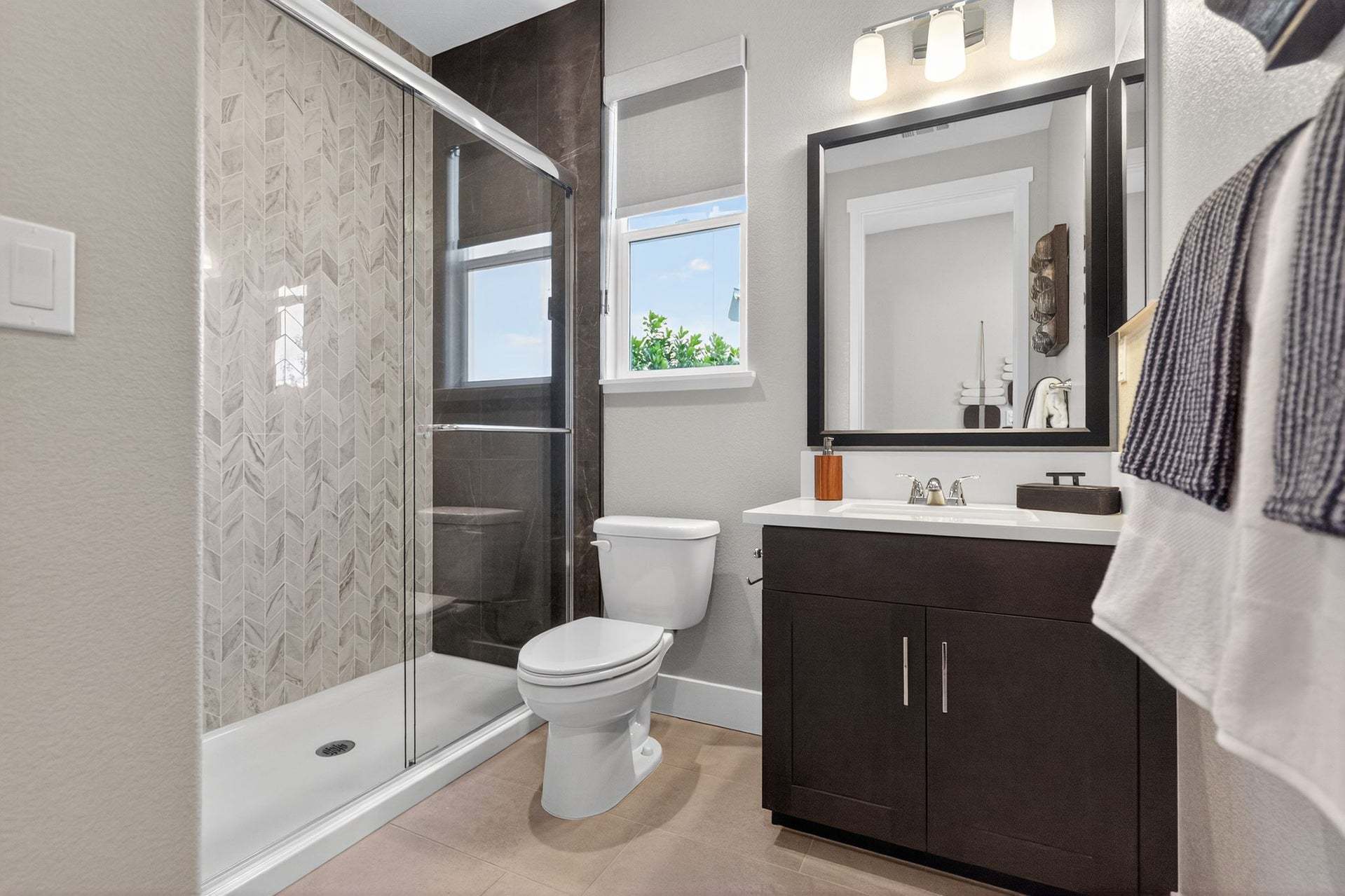 Residence 16 | Bath 3