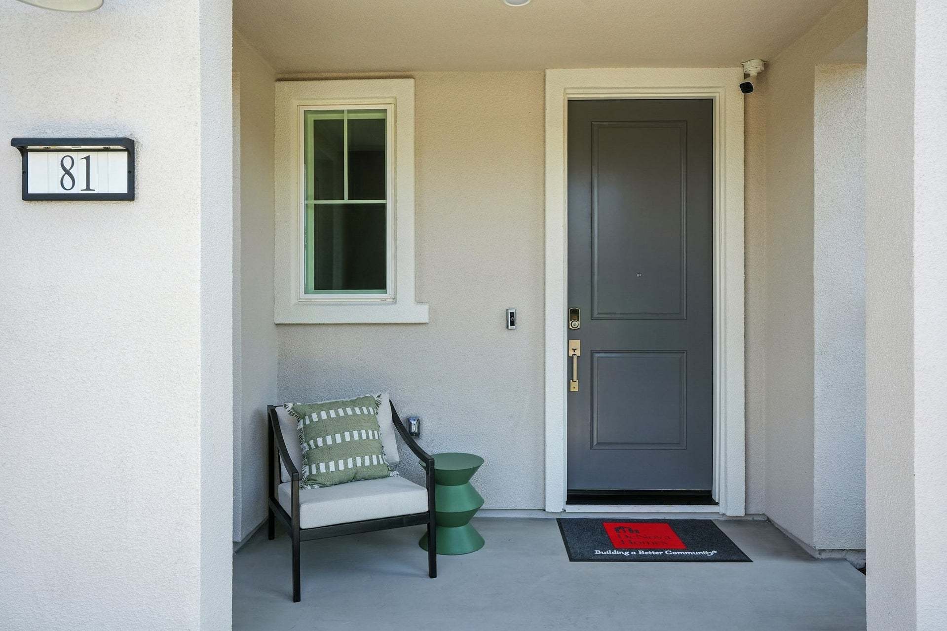 Residence 2 | Entry