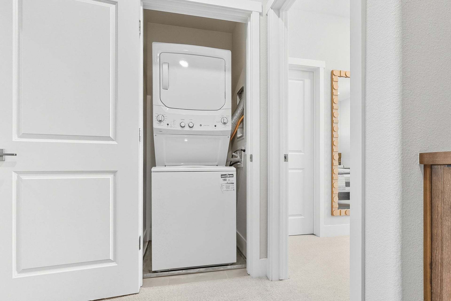 Residence 1 | Laundry