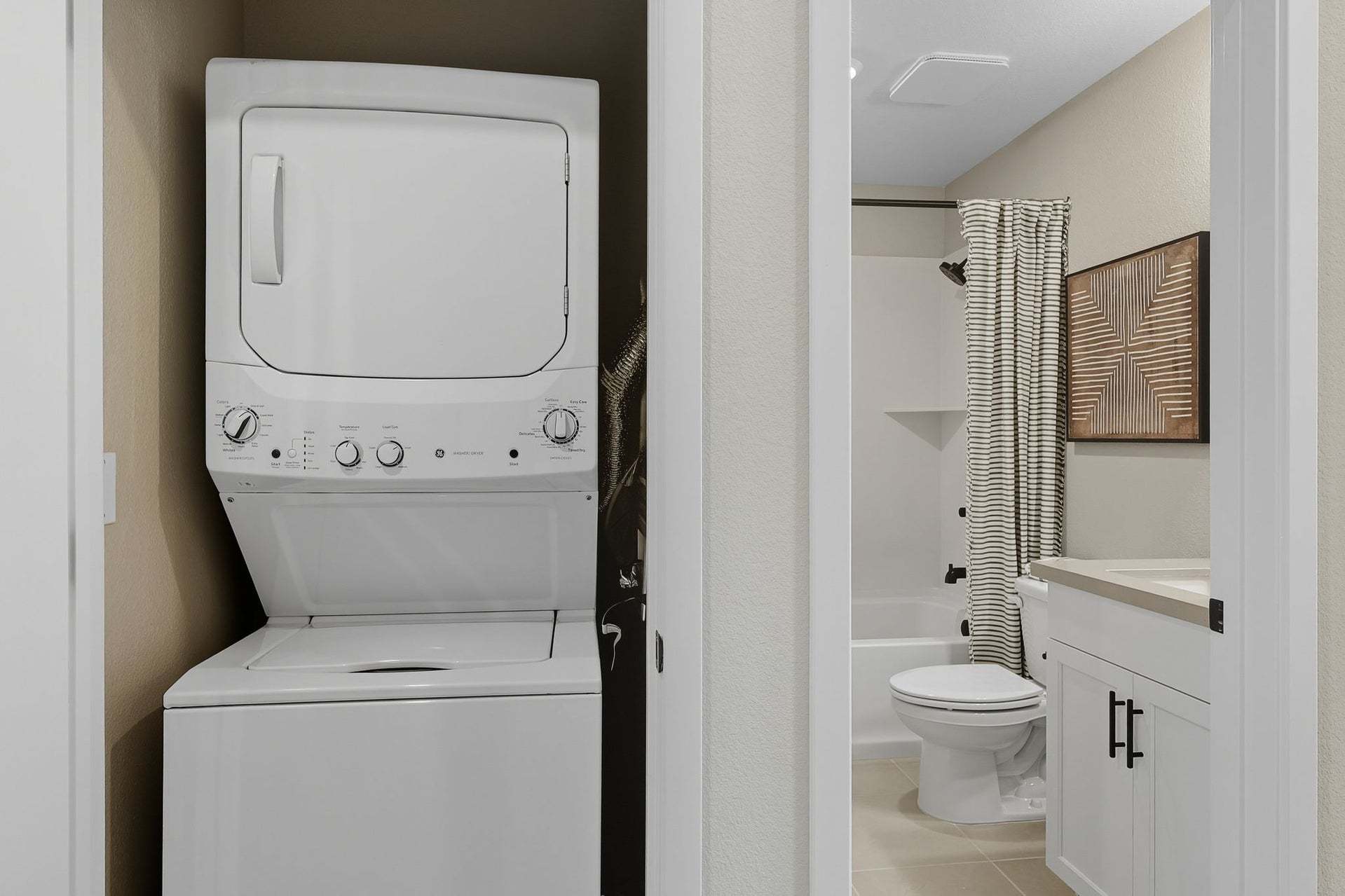 Residence 2 | Laundry