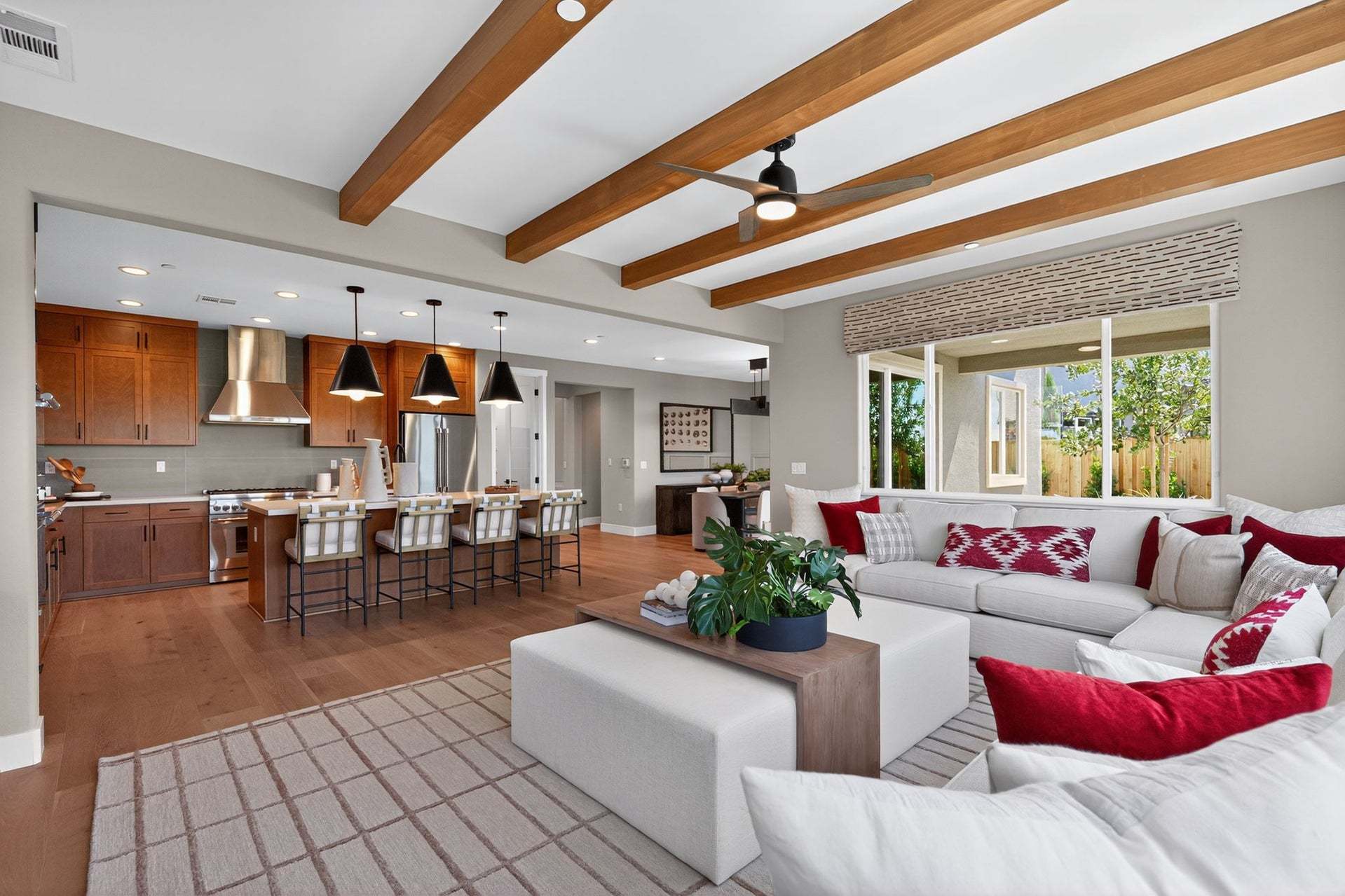 Residence 17 | Gathering Room