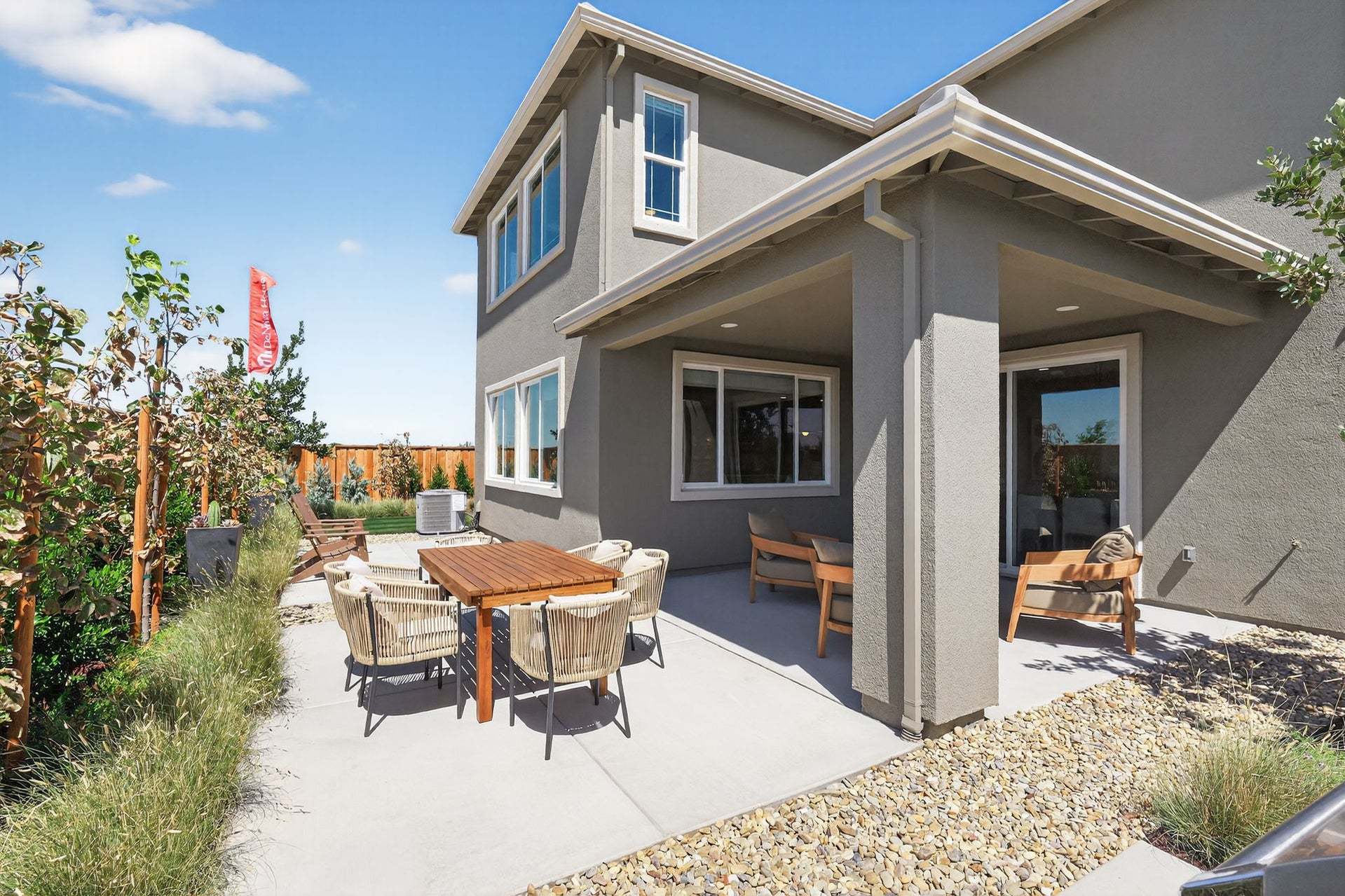 Residence 17 | Backyard