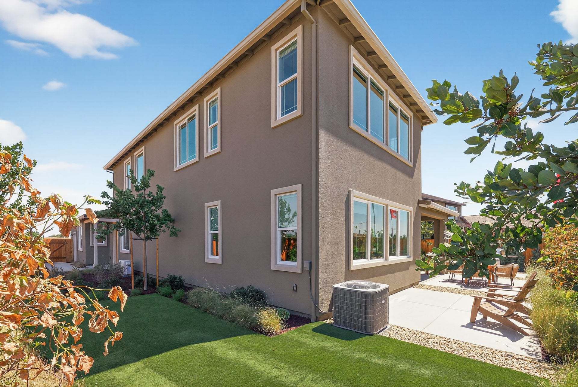 Residence 17 | Backyard