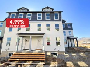 923 S Mathilda Dr (923 S Mathilda Dr)