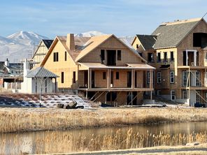 11049 S Lake Island Dr (11049 S Lake Island Dr.)