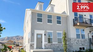 921 W Halvorsen Pkwy 221 (921 W Halvorsen Pkwy #221)