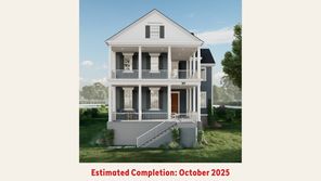 10999 S Lake Dr (10999 S Lake Dr)