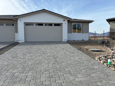 Peavine Floor Plan - The Views