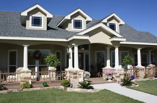 Discovery Custom Homes por Discovery Custom Homes en San Antonio Texas