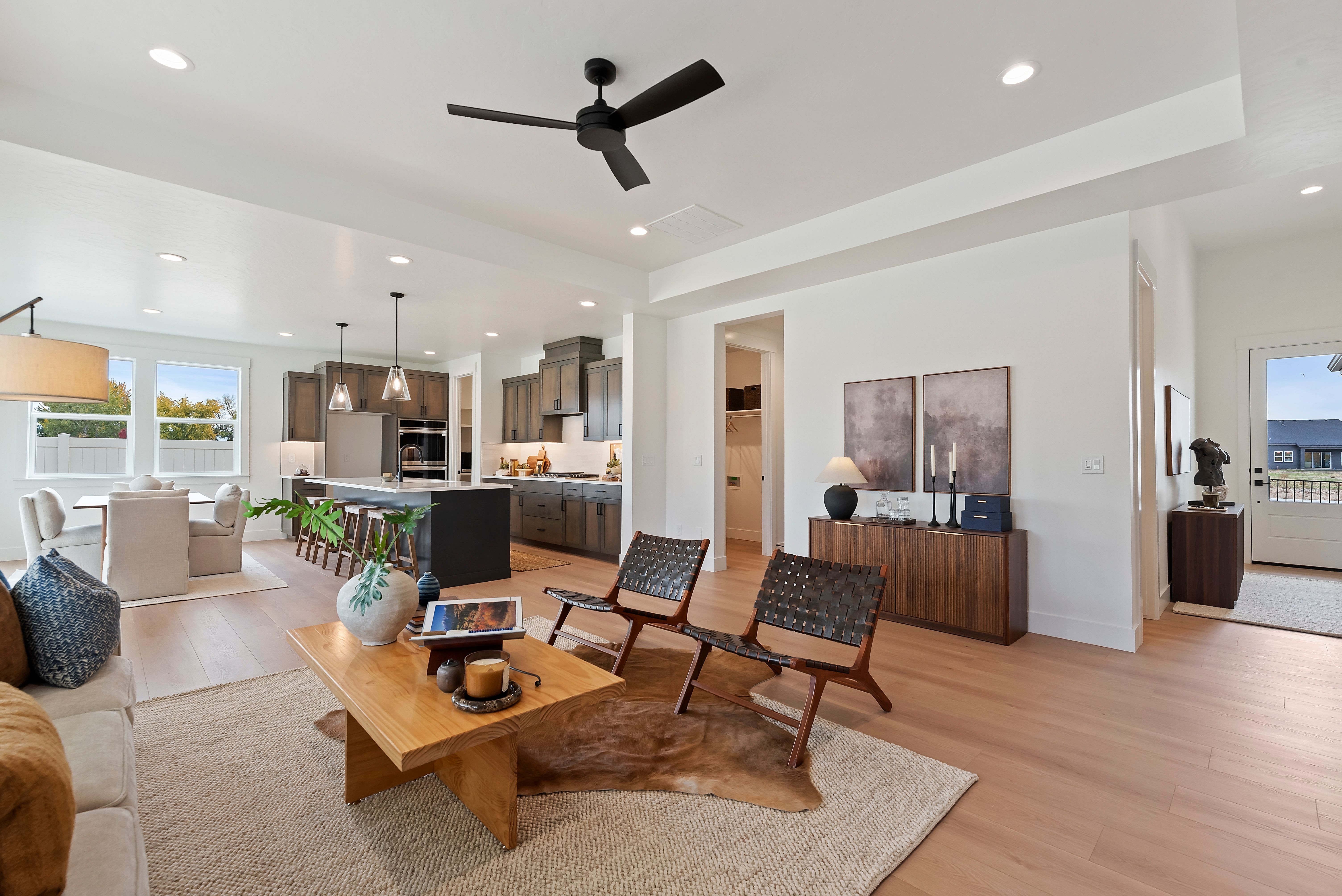 10516 Cloudburst Living Room and Kitchen