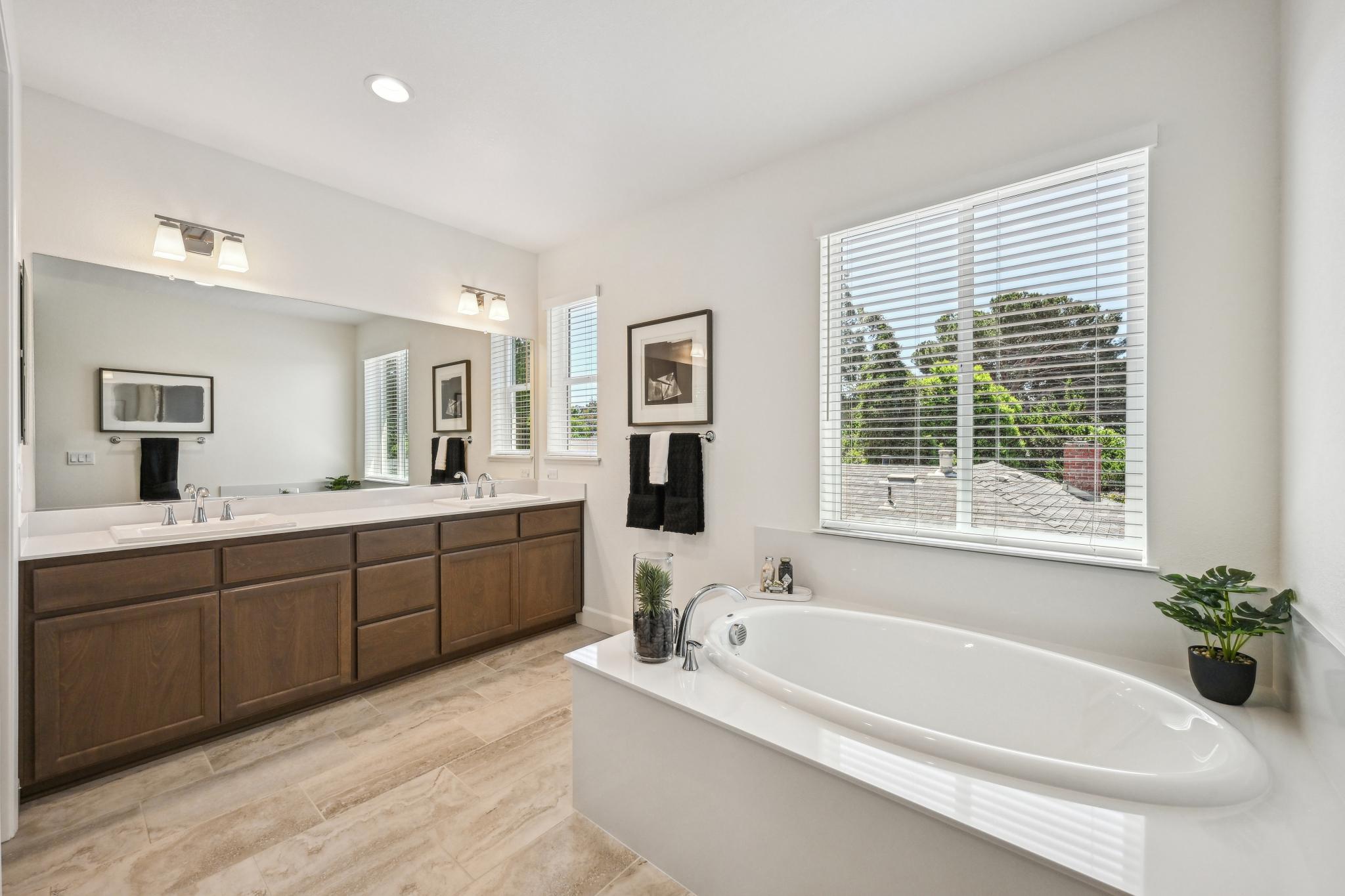 112-101-creek-view-circle.81170.p3k.056.web