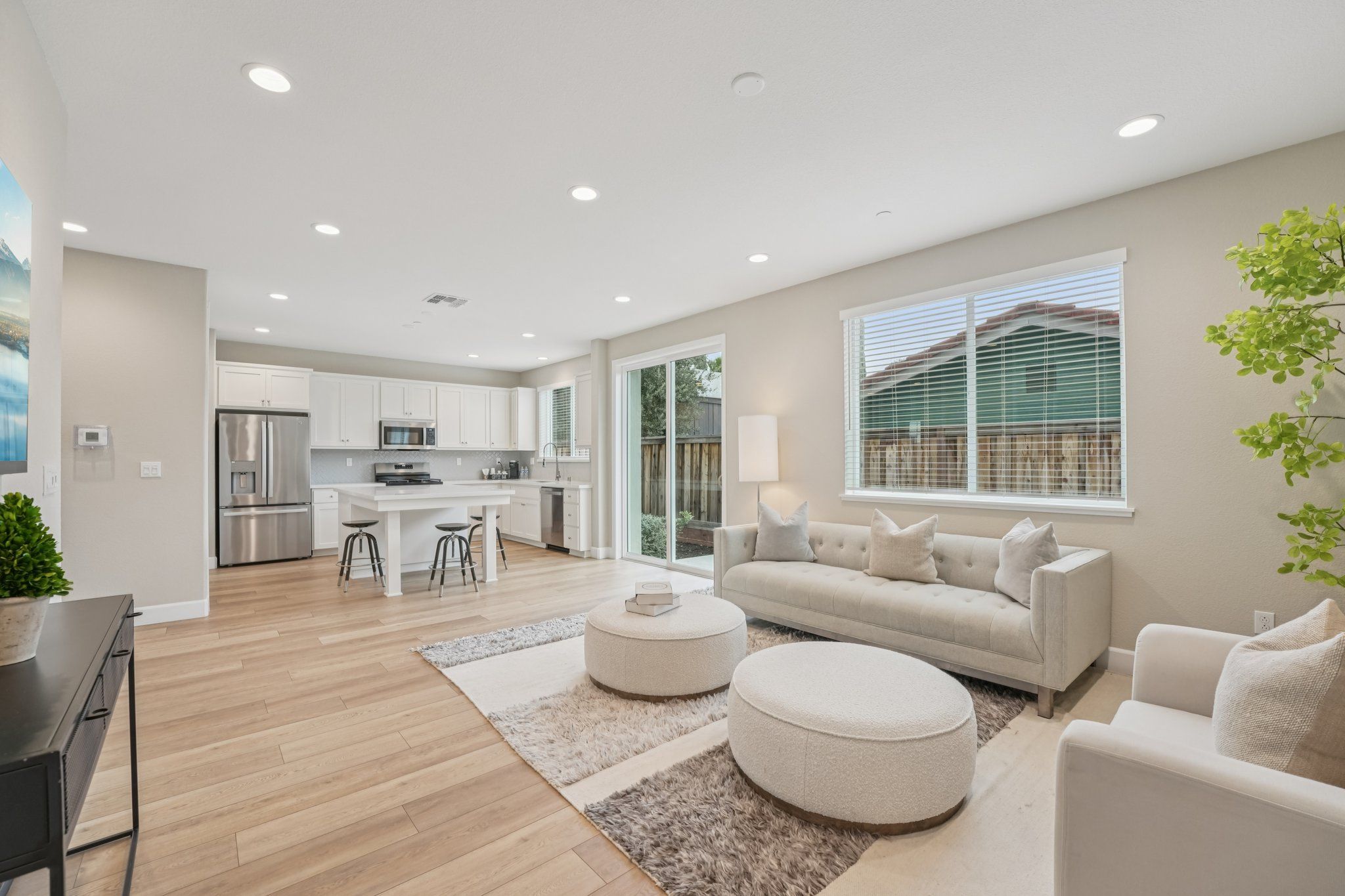 9-web-or-mls-Sunningdale Ln-S3112-009