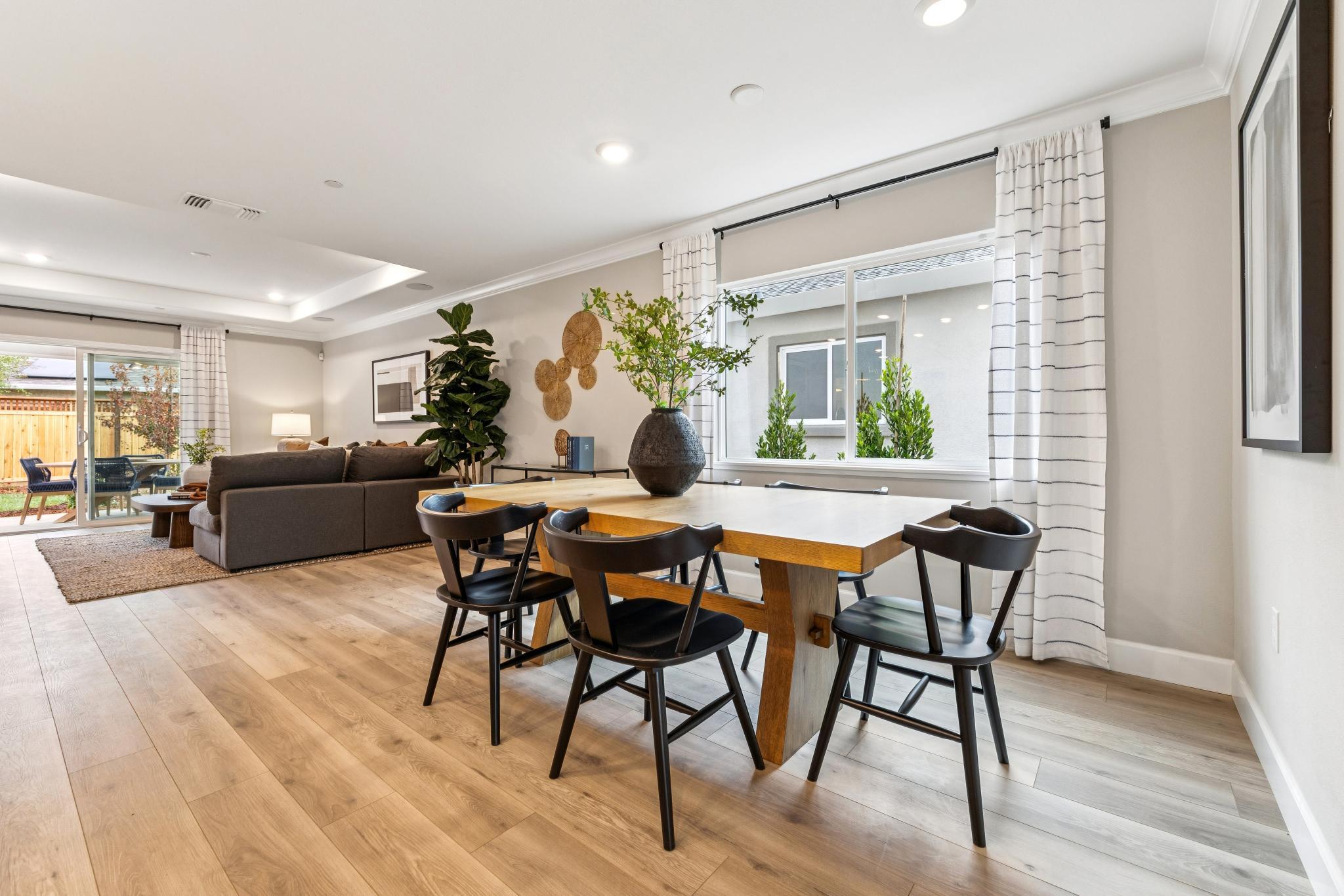 2684 Wesley Way Dining and living