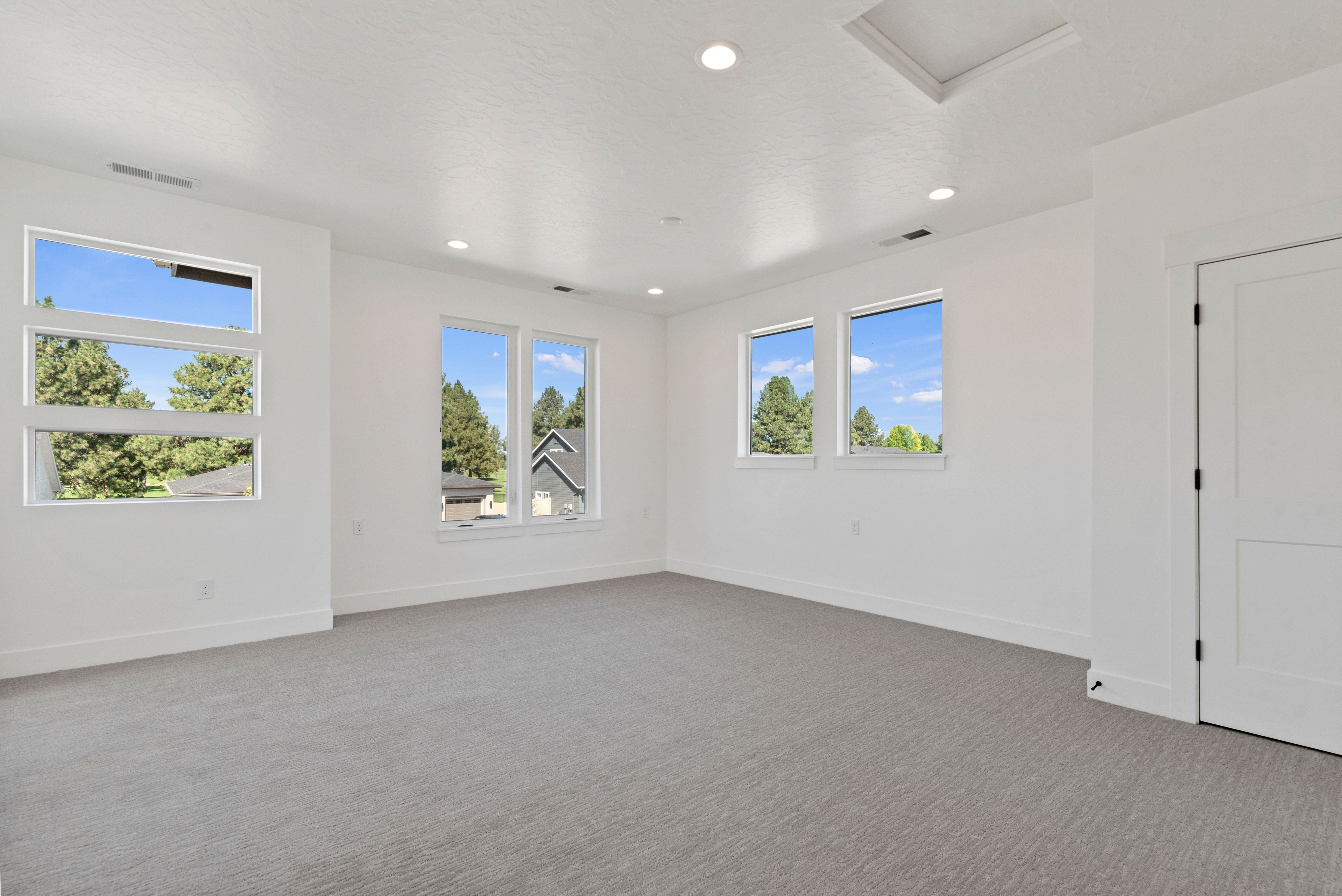 13-Bedroom