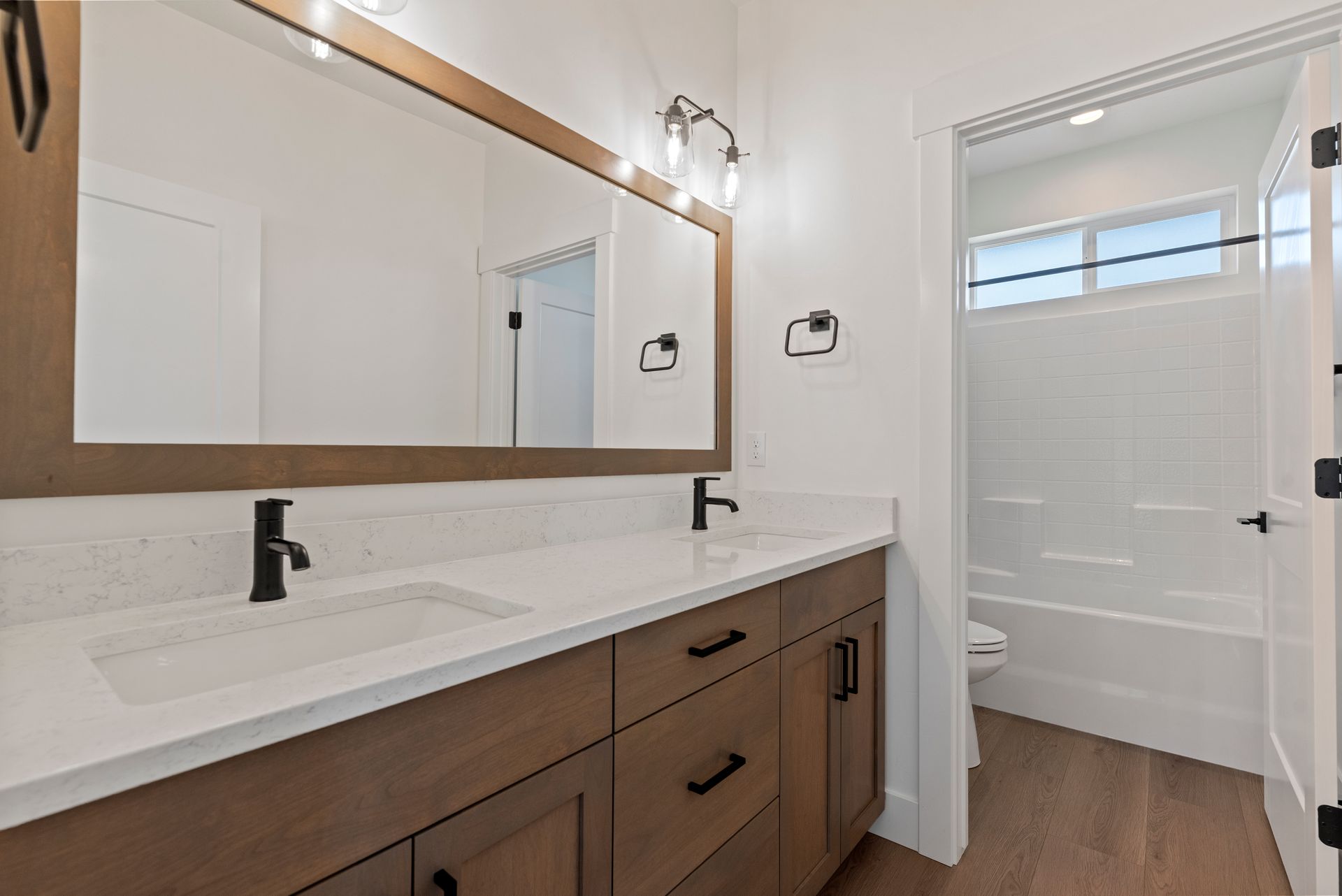 22-Bathroom
