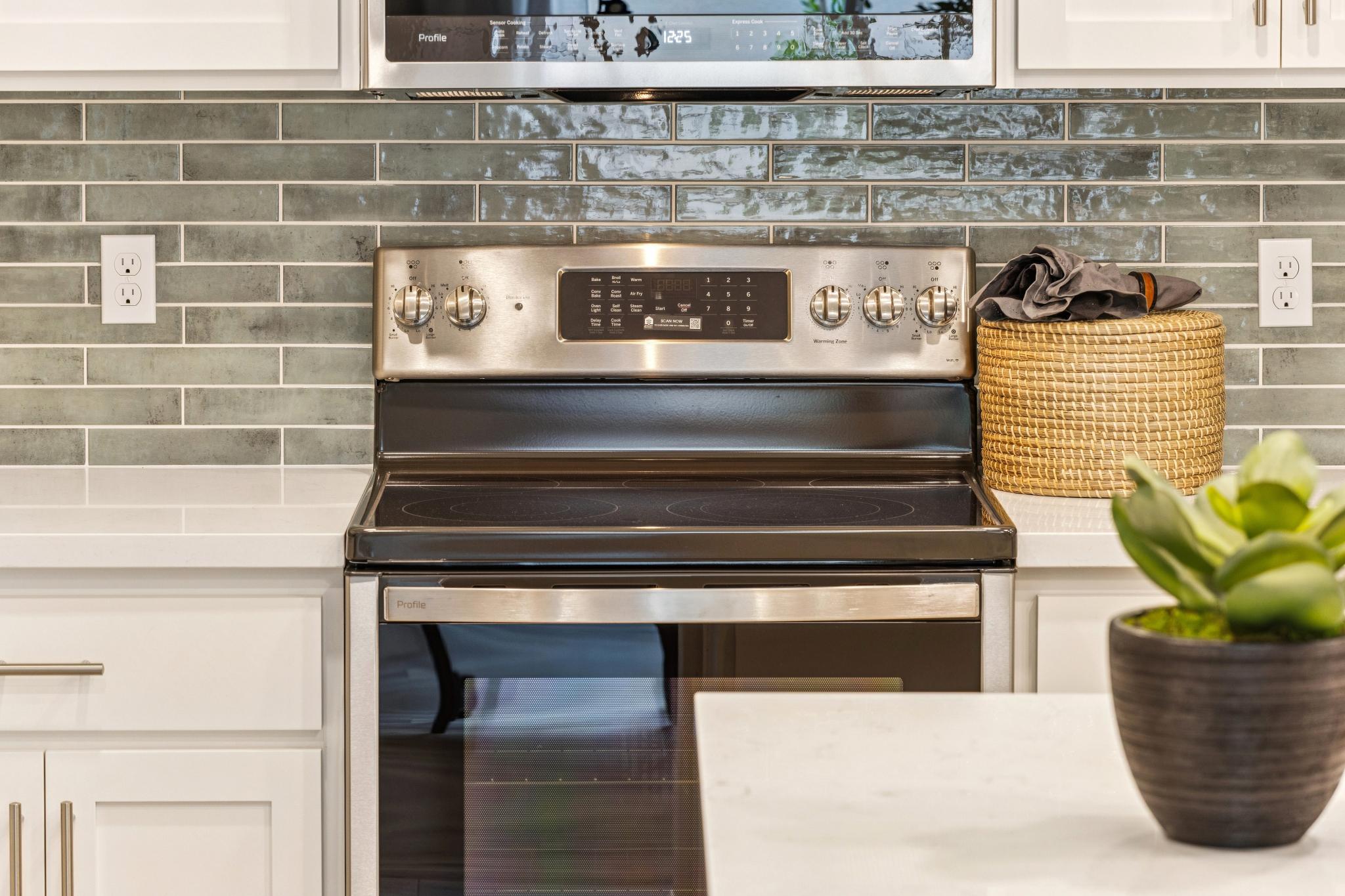 2684 Wesley Way kitchen