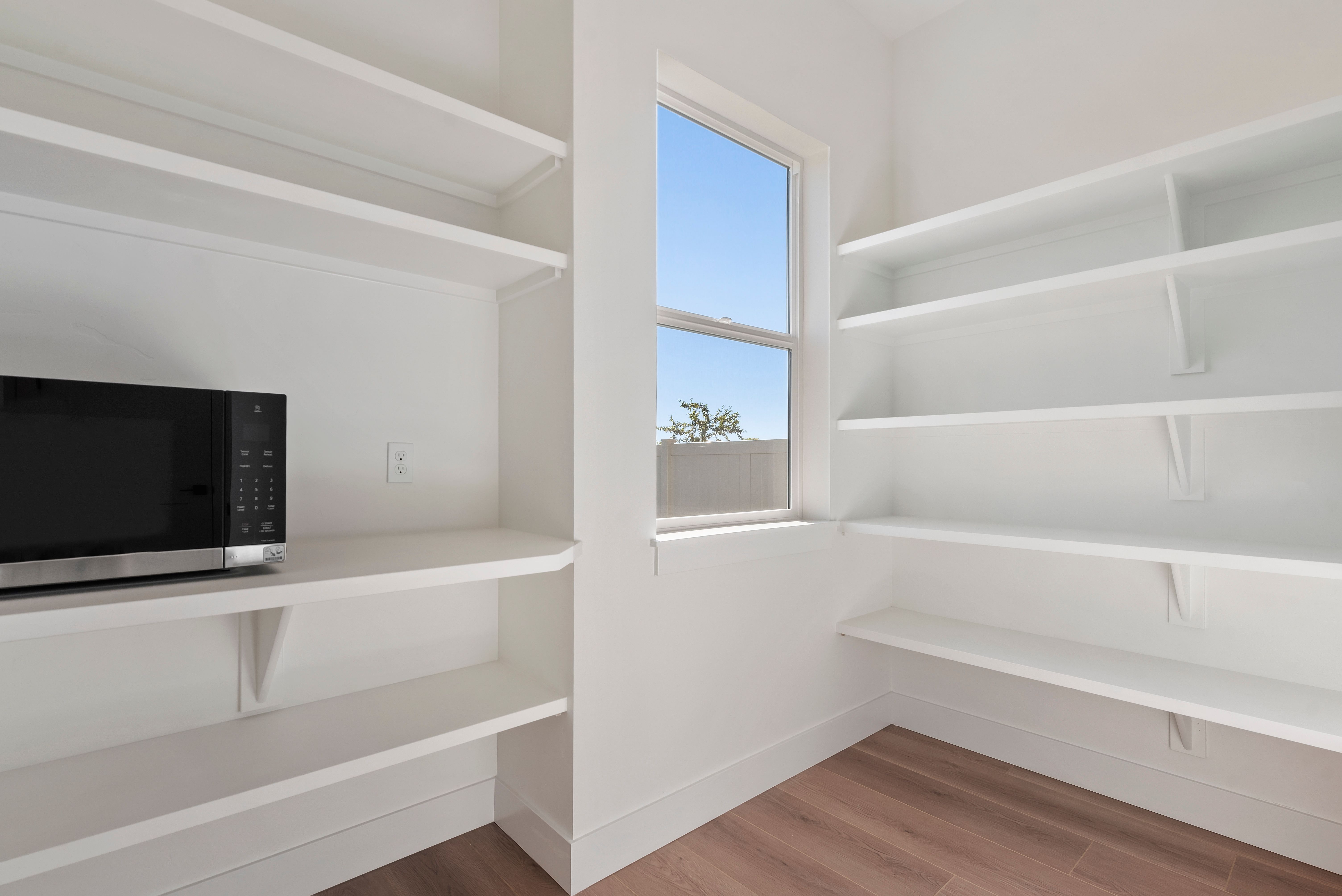 13-Pantry