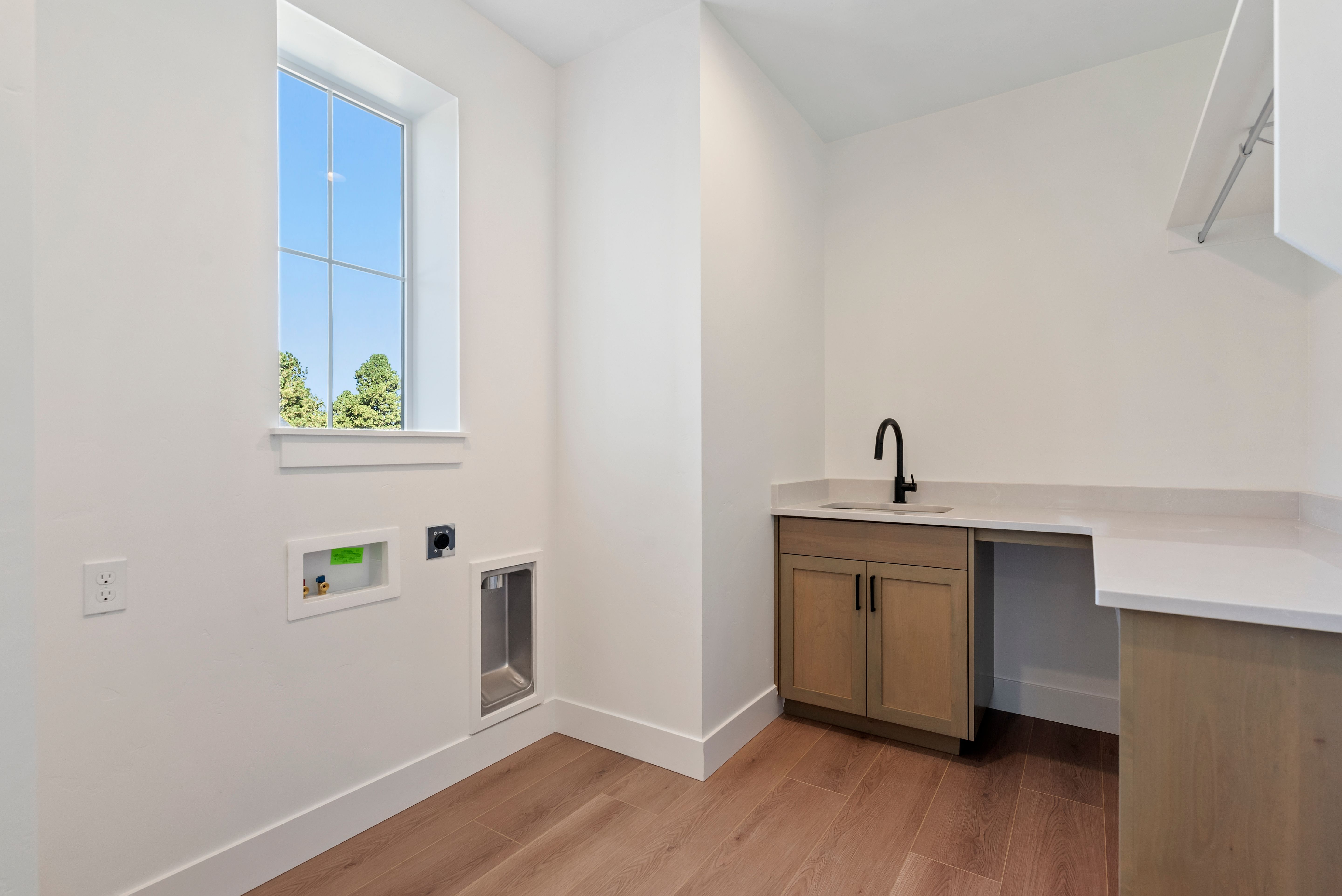 27-Laundry Area