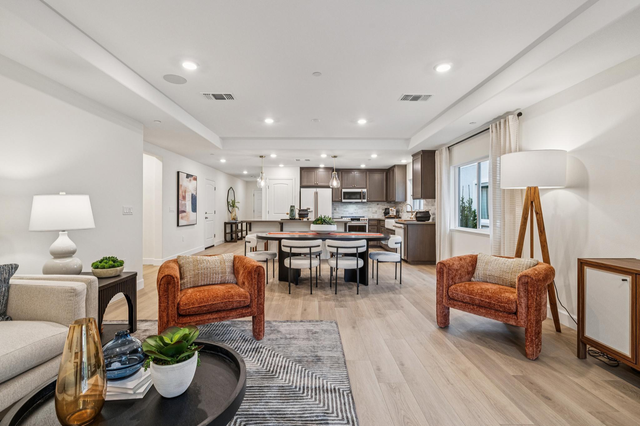 2676 Wesley WayLiving Area