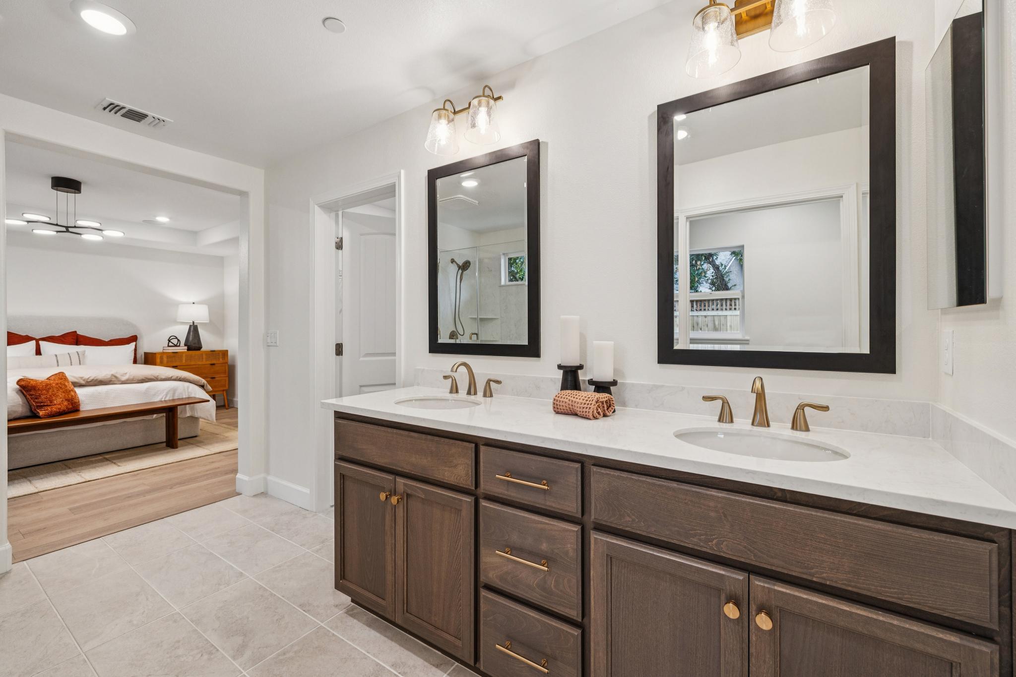2676 Wesley Way Primary Bath