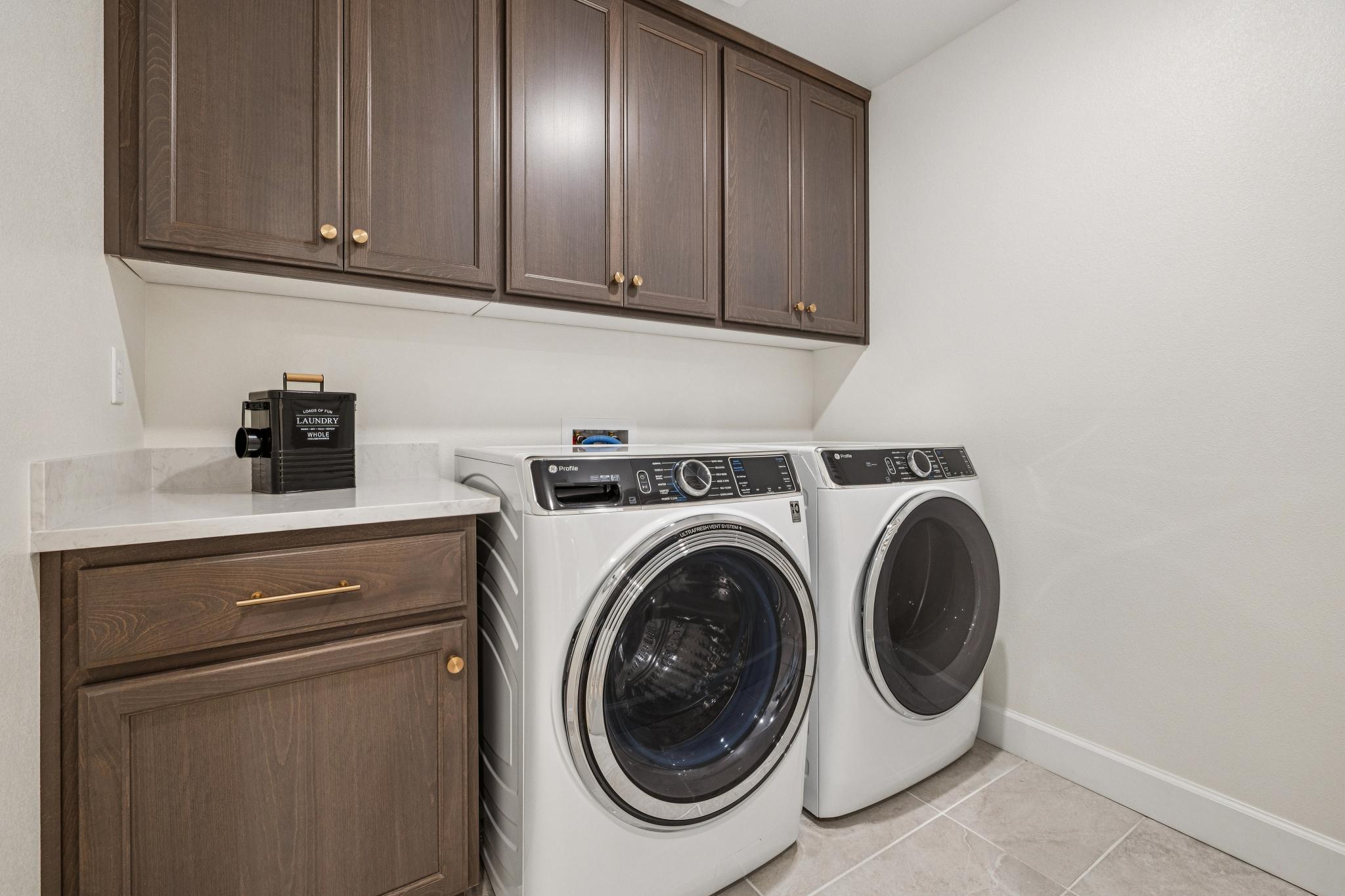 2676 Wesley Way Laundry