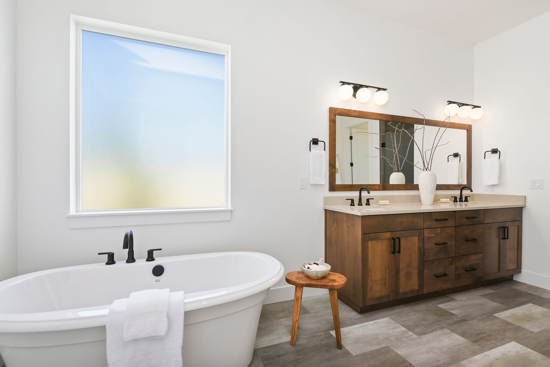 23-023_Bathroom
