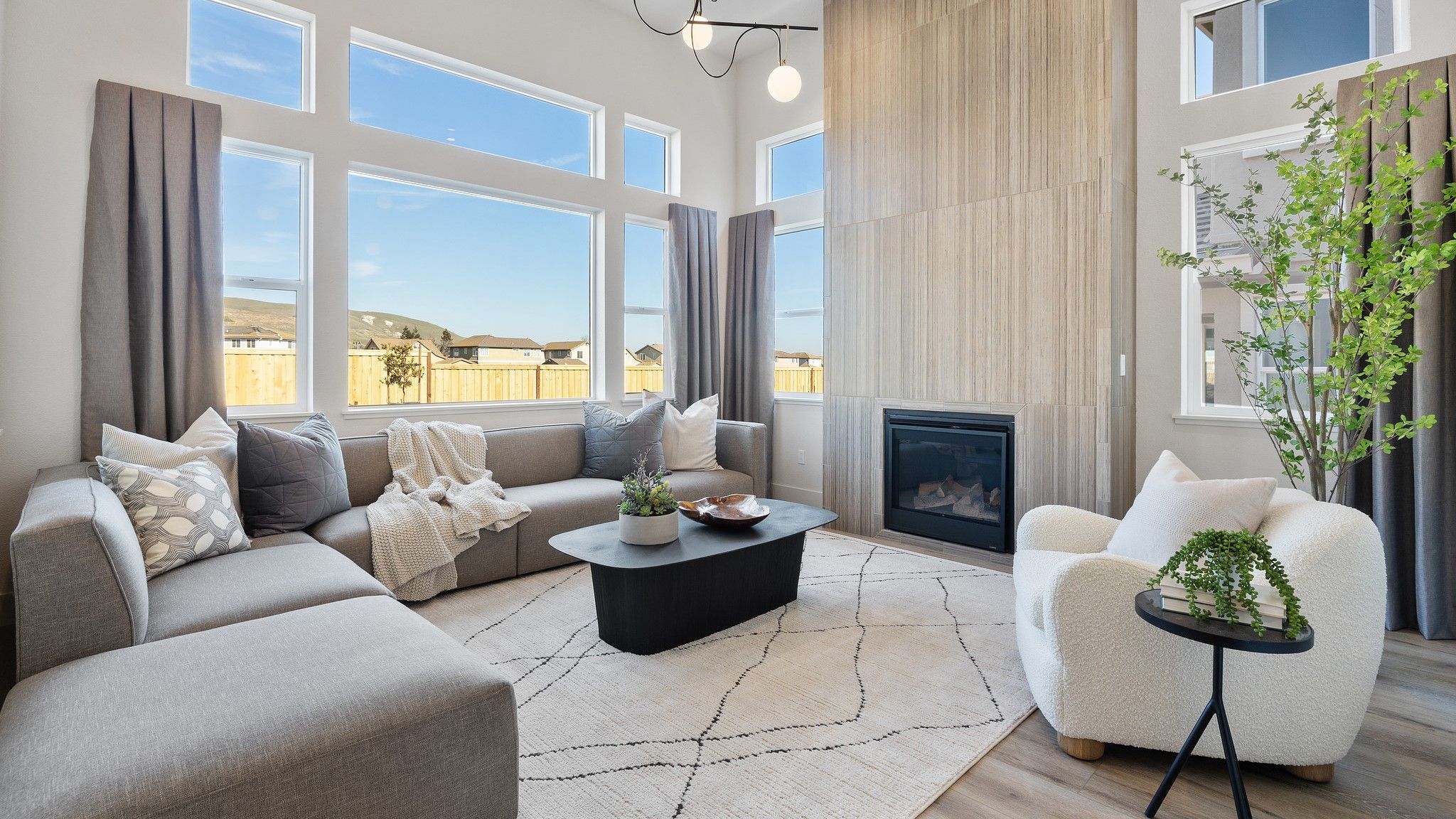 1512 Millennium Way Living Area