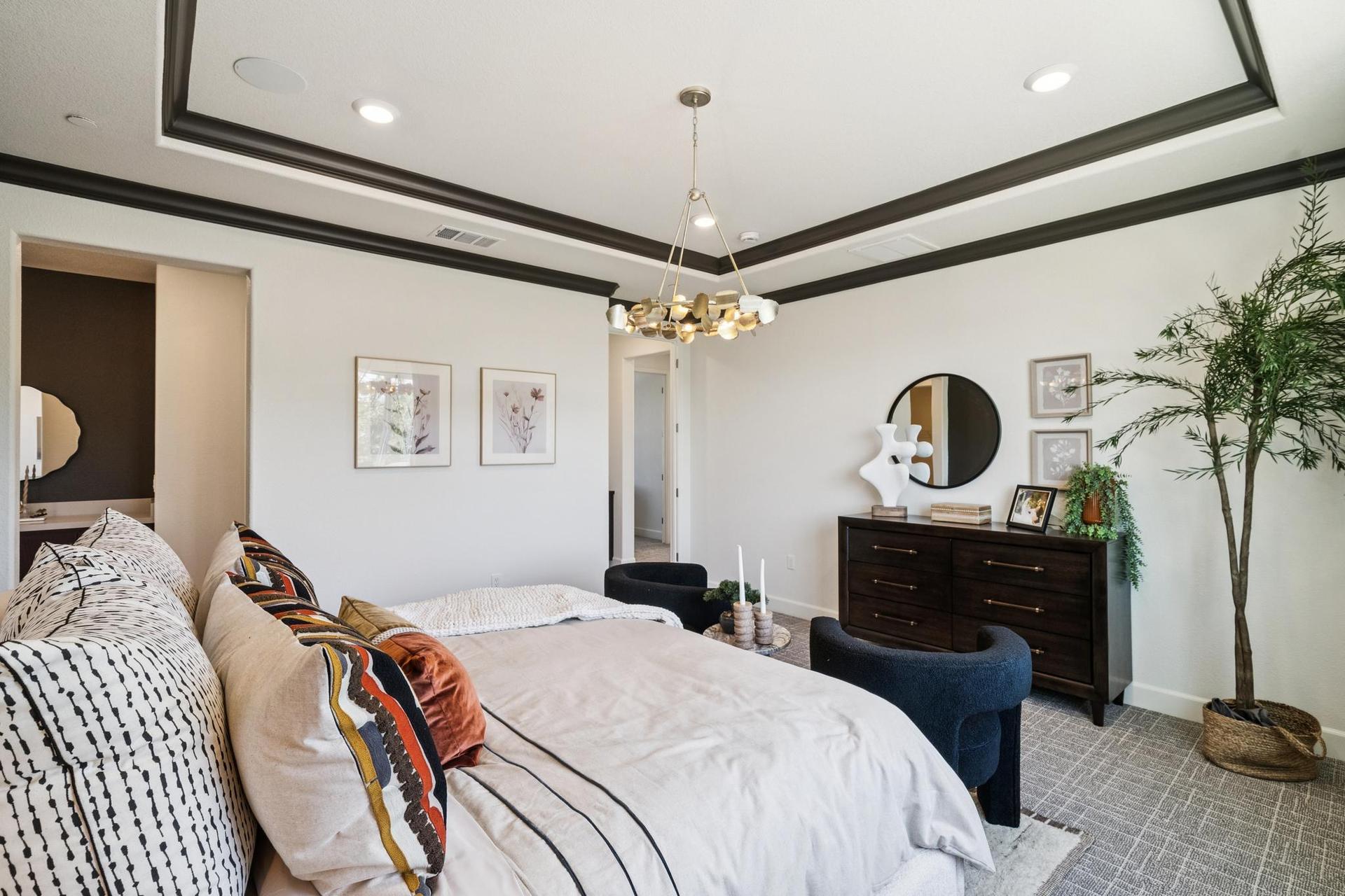 137-697-west-cliff-street.89433.phr.046.web
