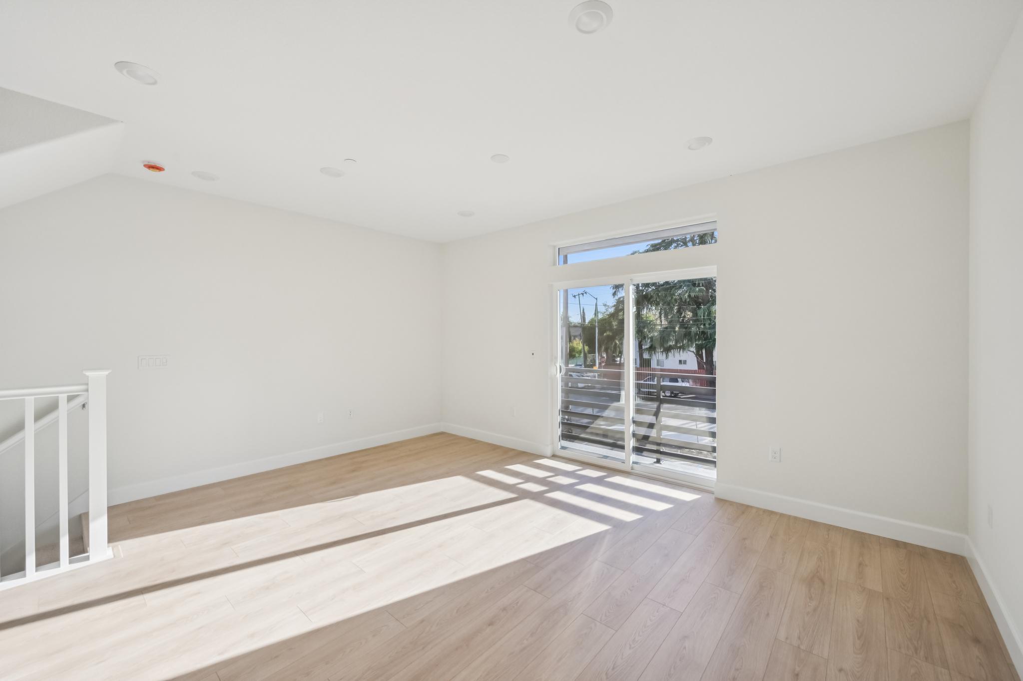 003-1216-walters-court.94746.ppu.003