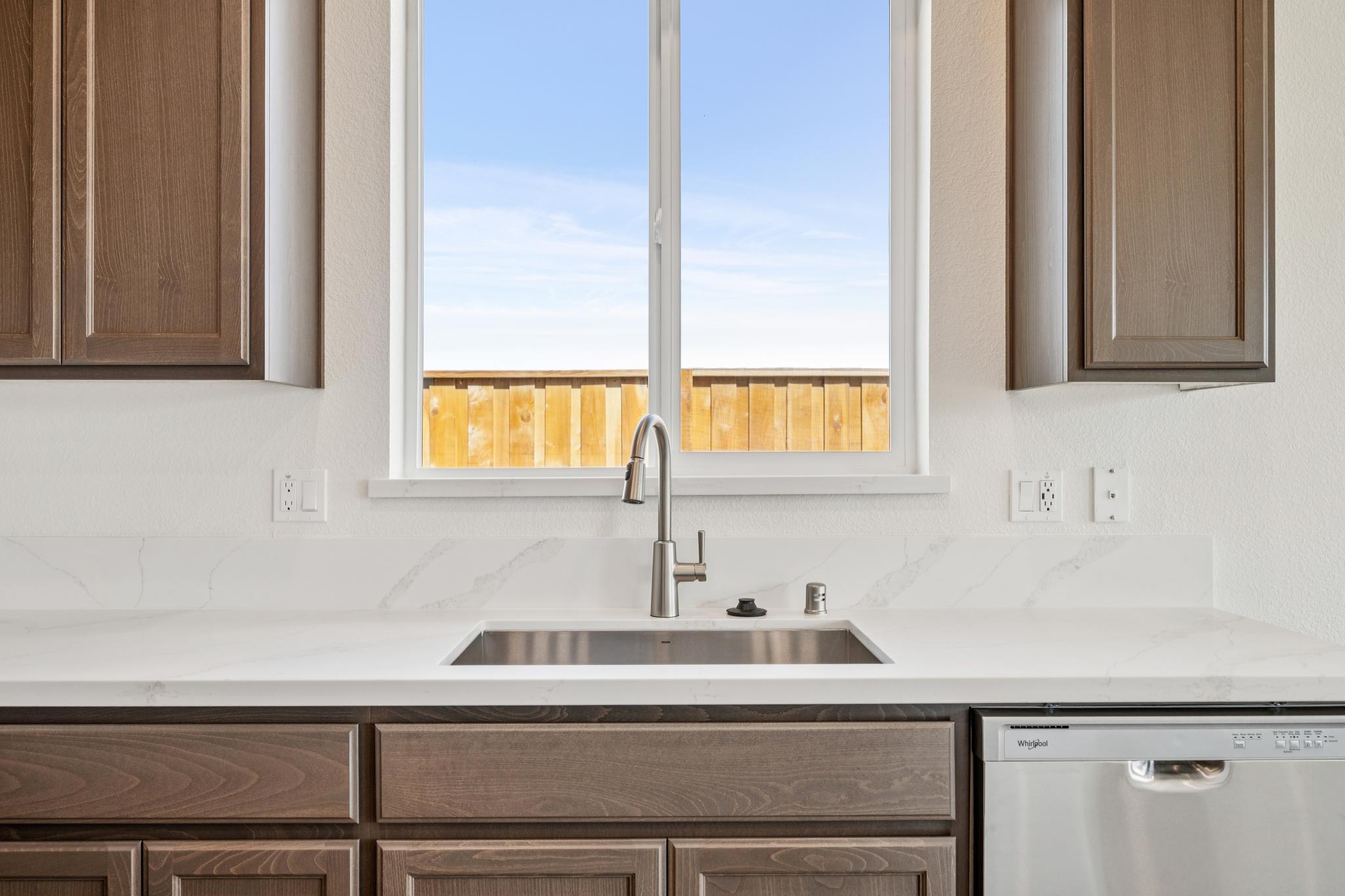 029-296-300-colfax-lane.94997.p2k.022
