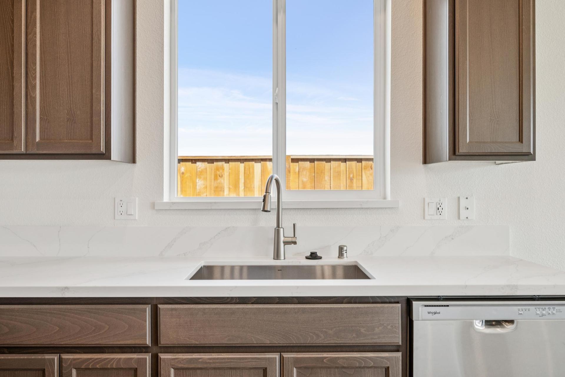029-296-300-colfax-lane.94997.p2k.022
