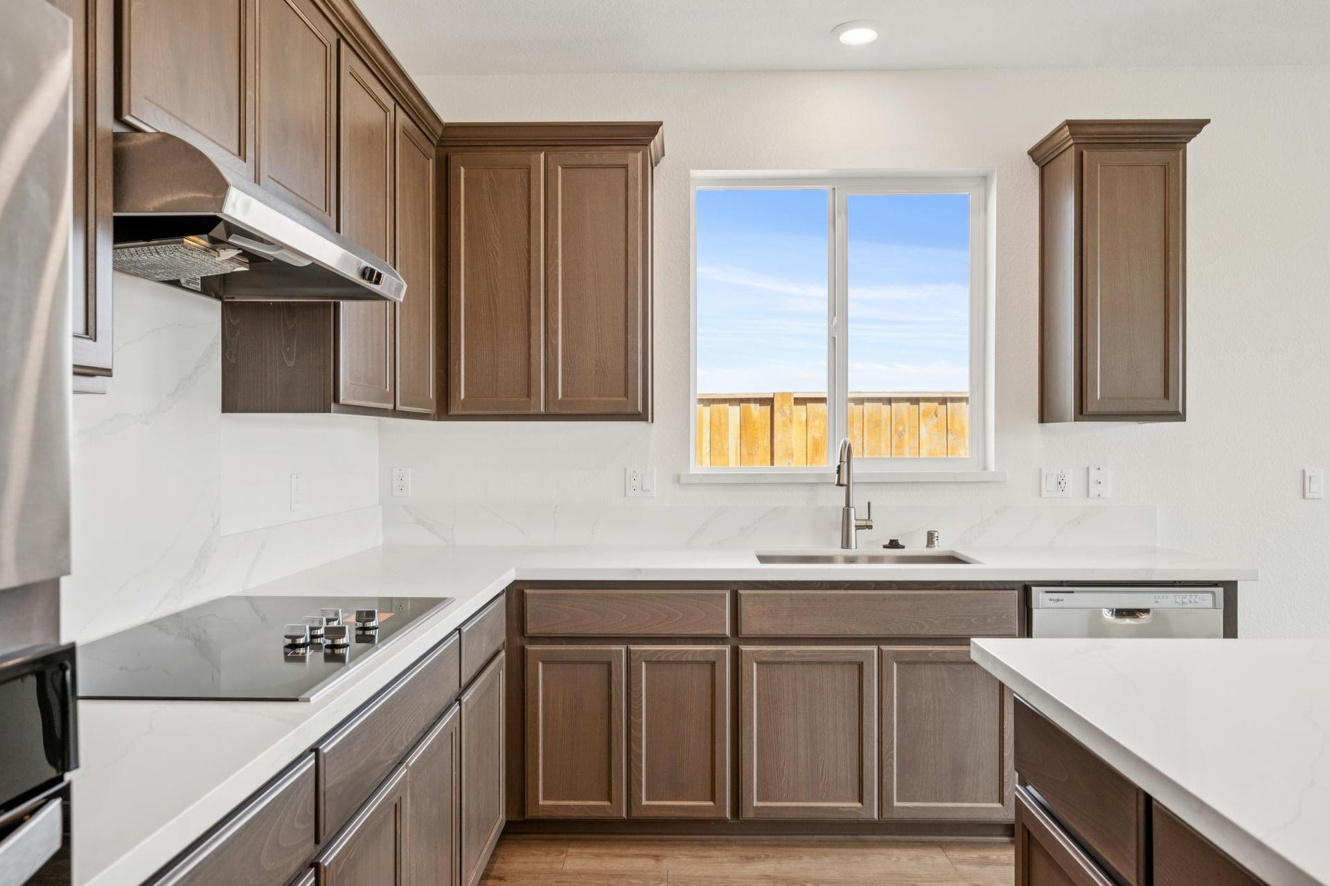 028-296-300-colfax-lane.94997.p2k.021