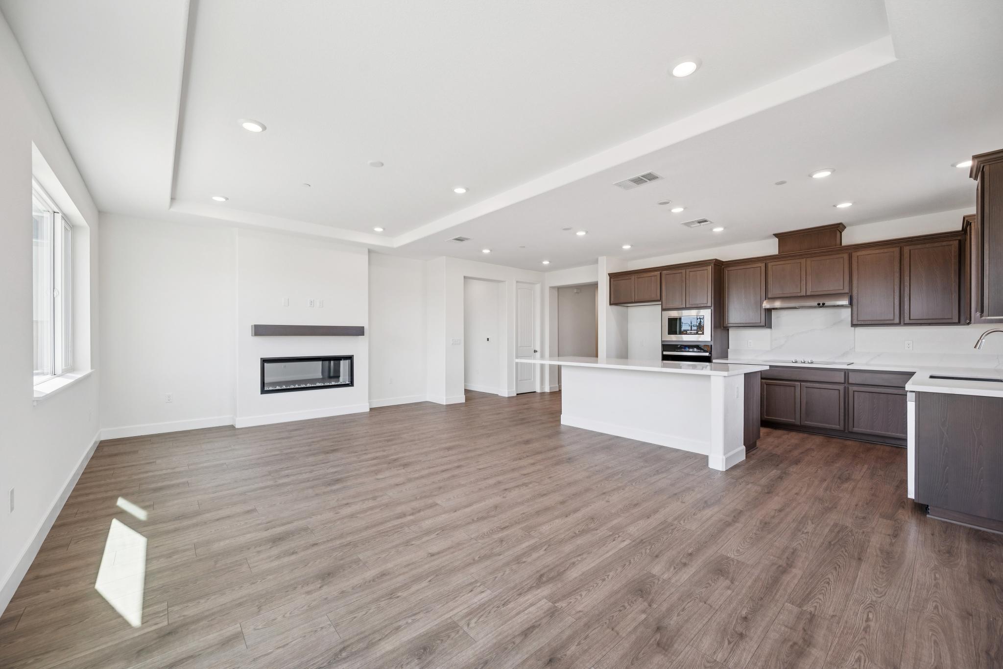 023-296-300-colfax-lane.94997.p2k.016