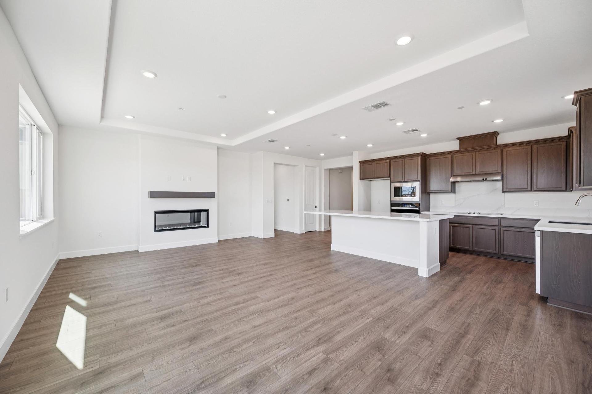 023-296-300-colfax-lane.94997.p2k.016