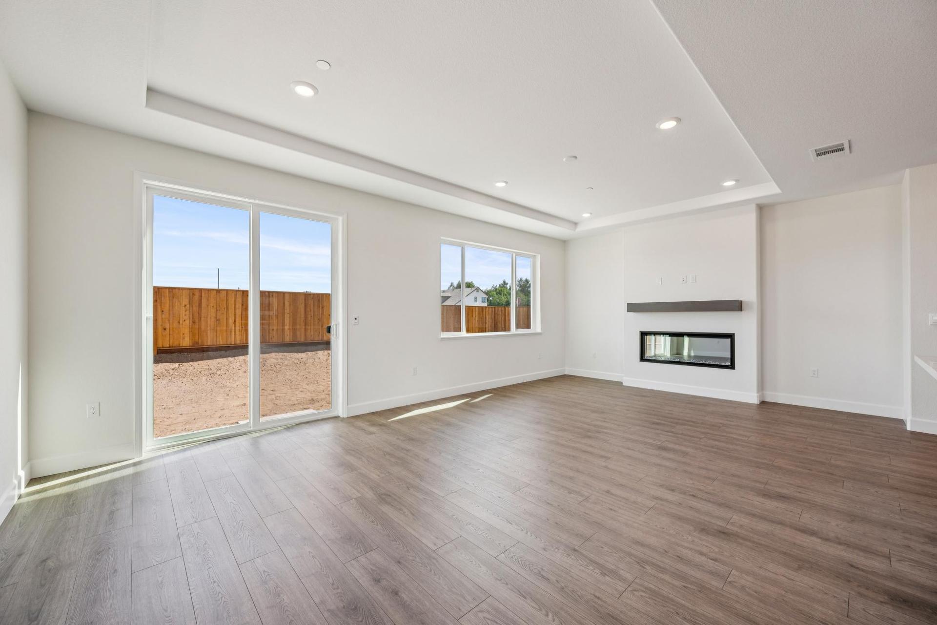 017-296-300-colfax-lane.94997.p2k.013