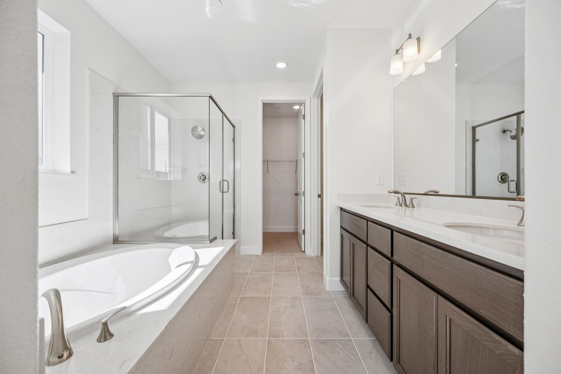 037-296-300-colfax-lane.94997.p2k.030
