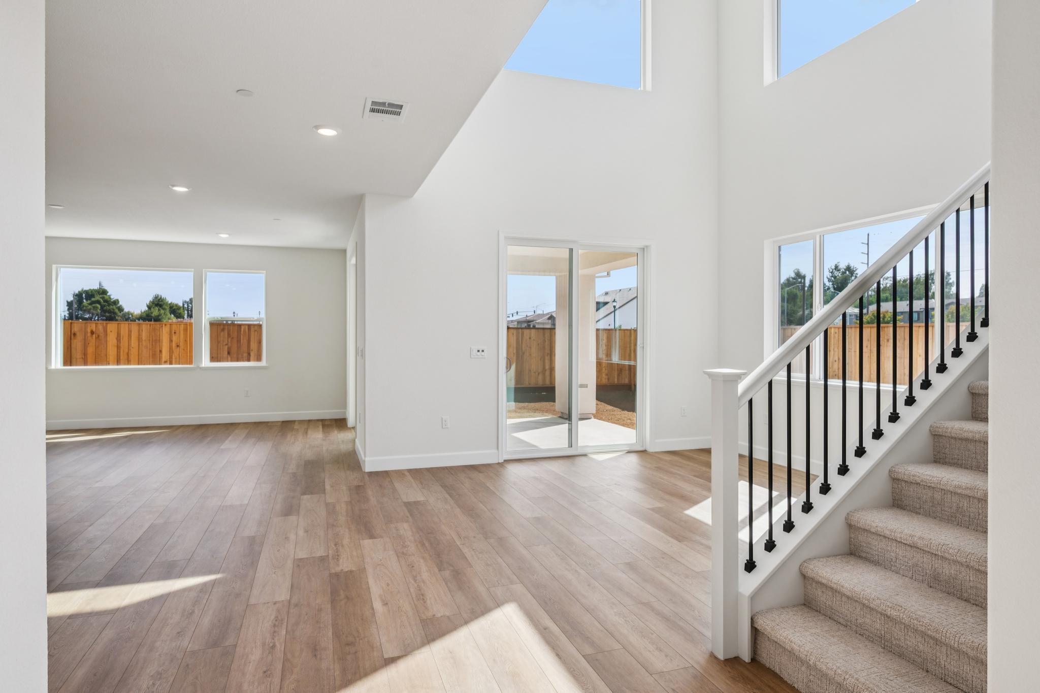 076-296-300-colfax-lane.94997.p5k.011